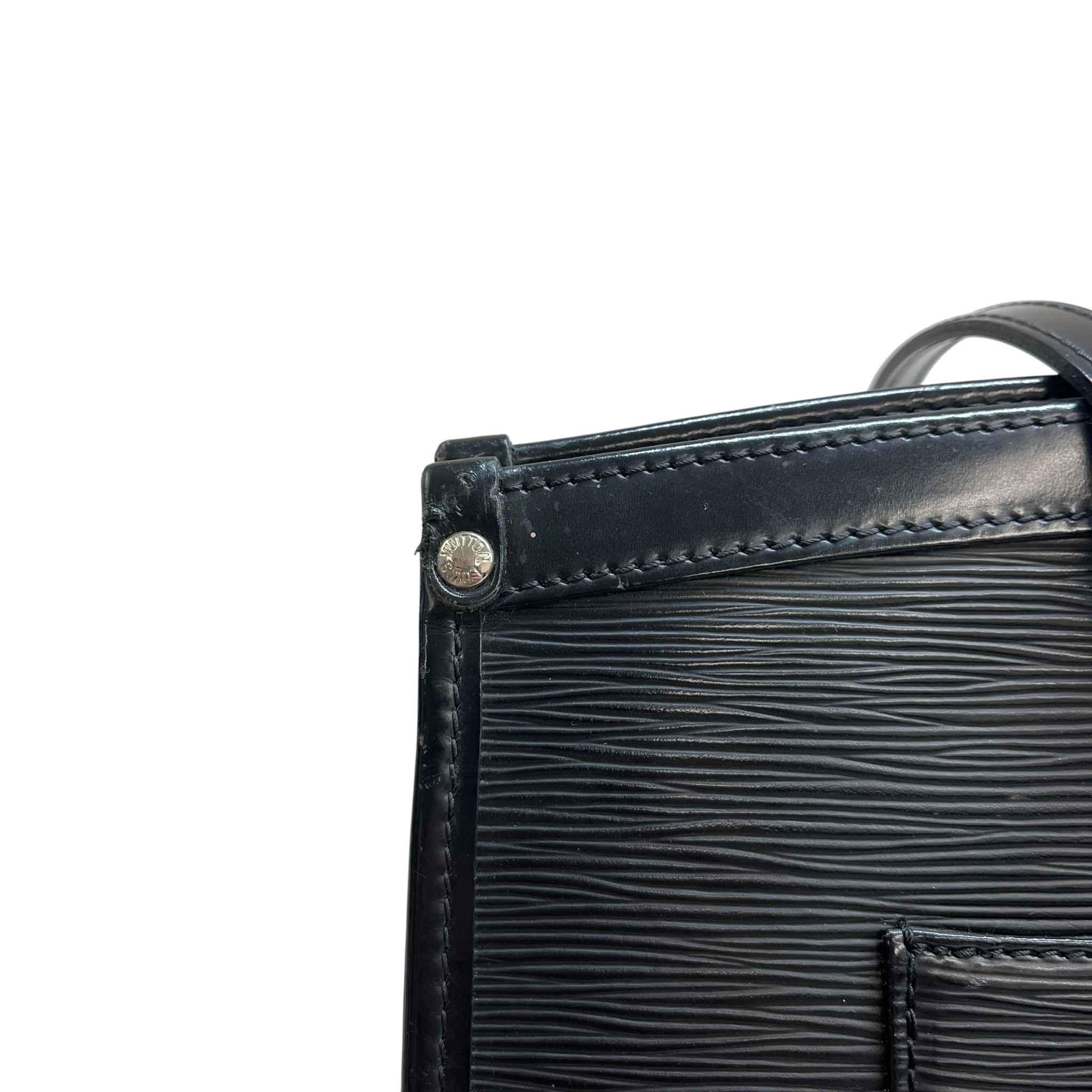 Women's Epi Madeleine Gm Handbag Black