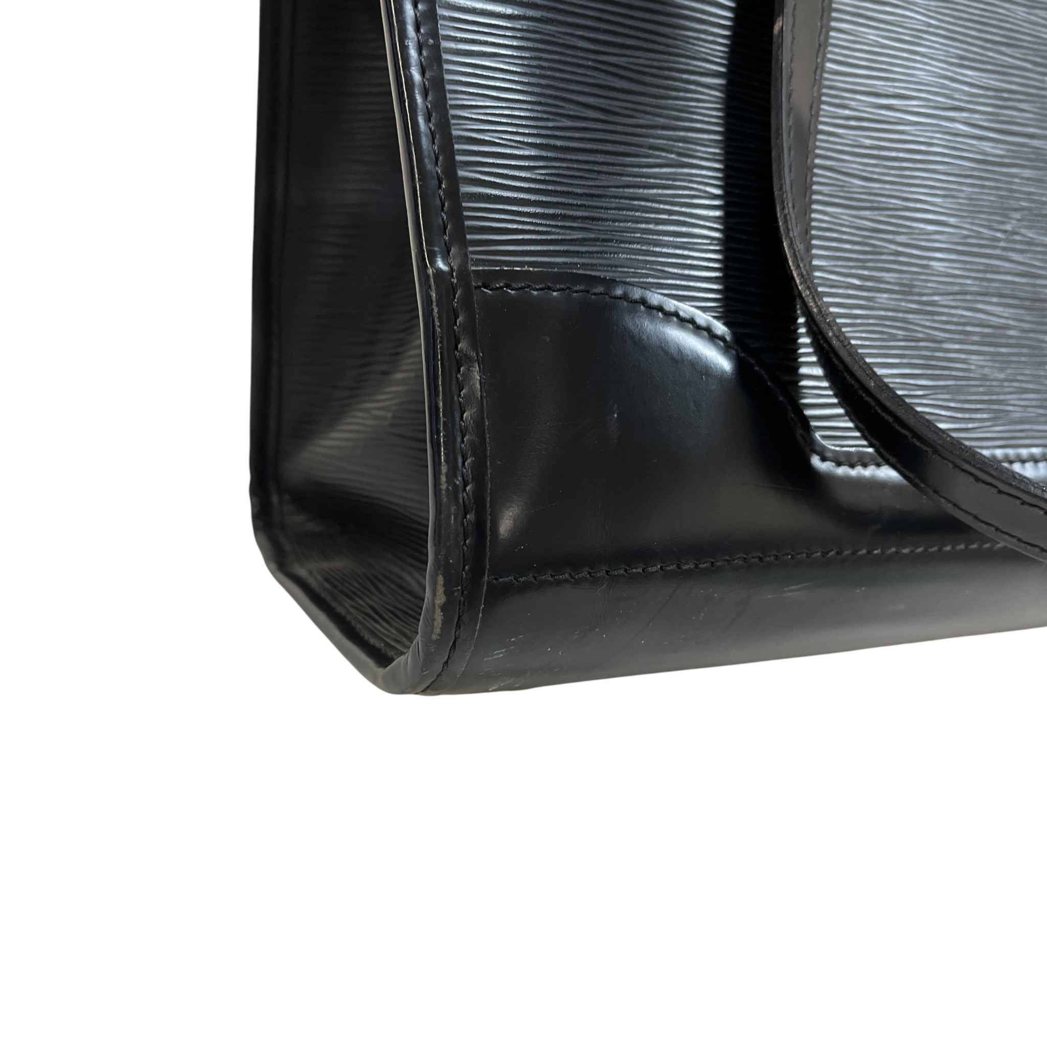 Women's Epi Madeleine Gm Handbag Black