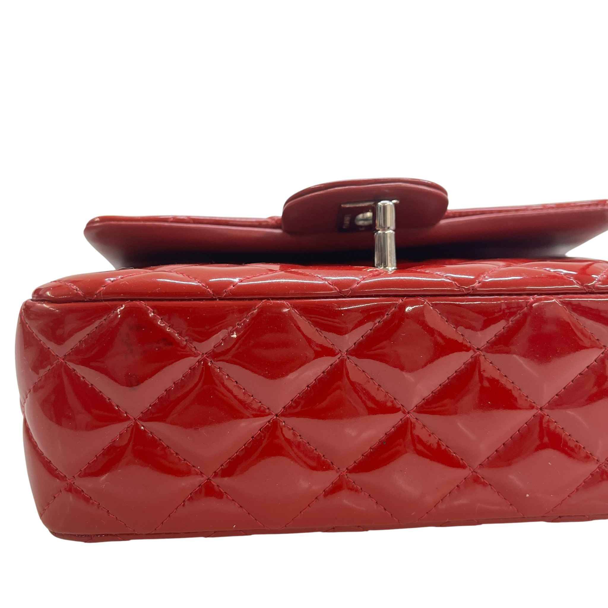 Women's Classic Flap Mini Handbag Red