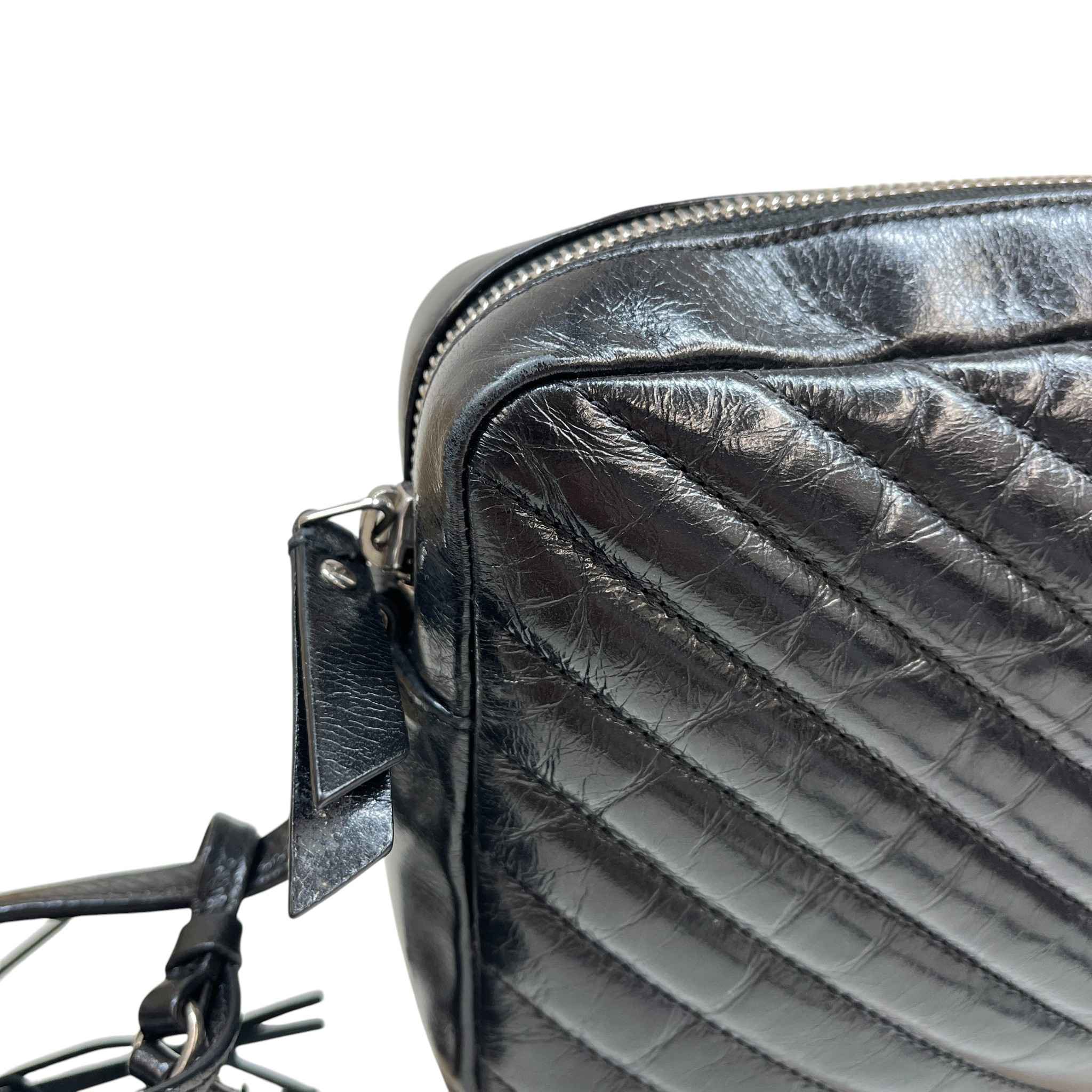 Women's Lou Matelasse Camera Handbag Black