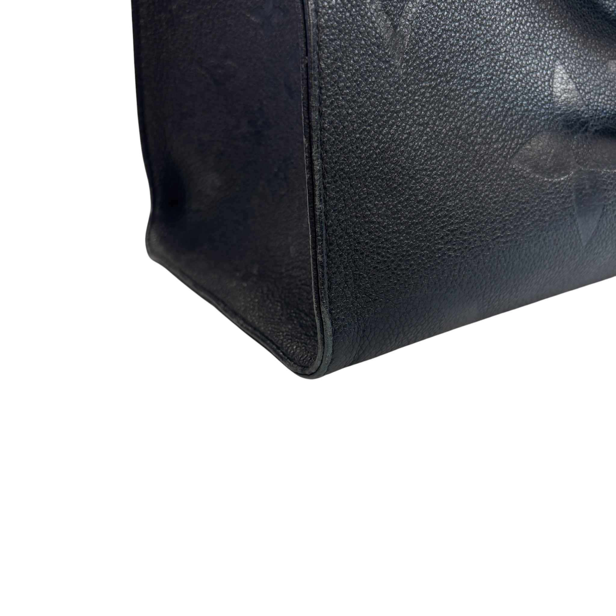 Women's Empreinte Leather On The Go Mm Handbag Black