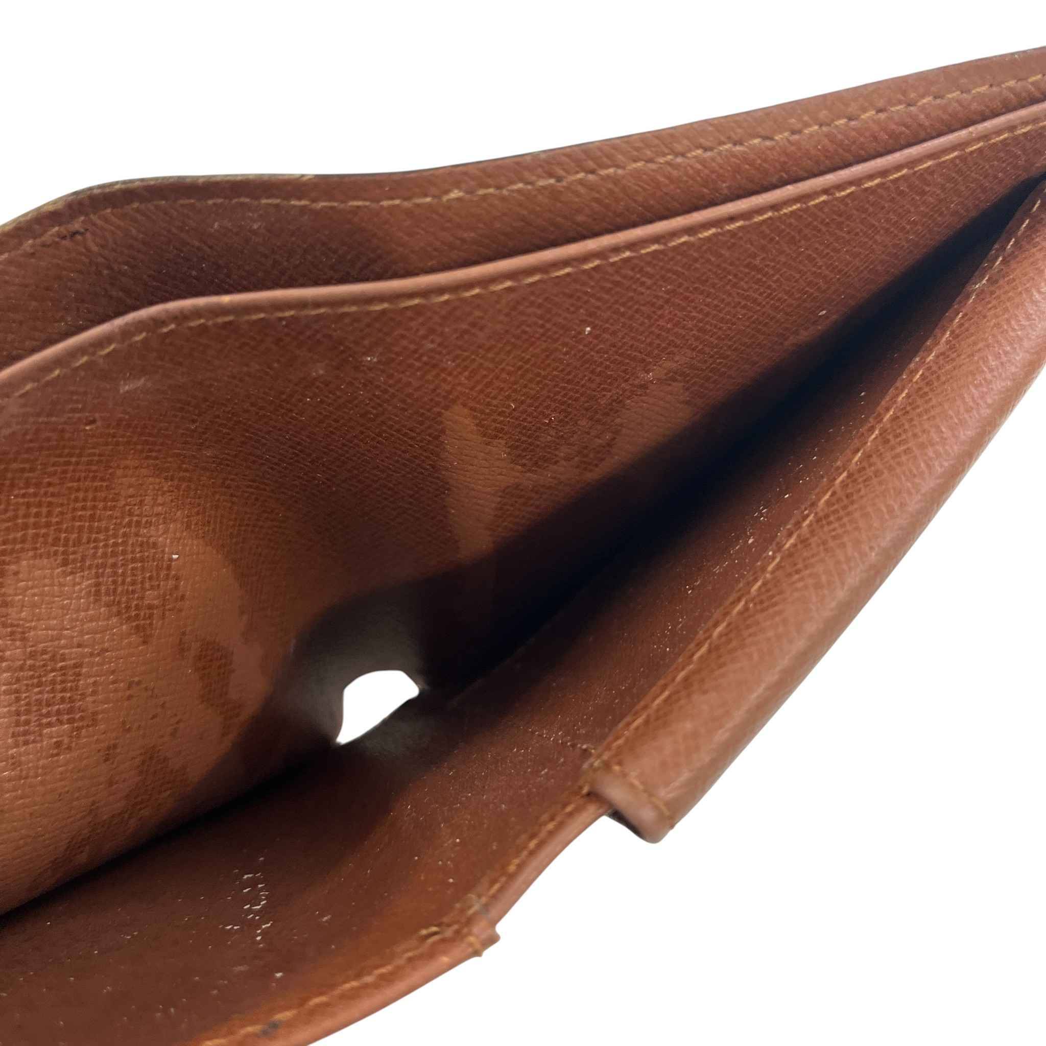 Women's Monogram Bifold Wallet Brown