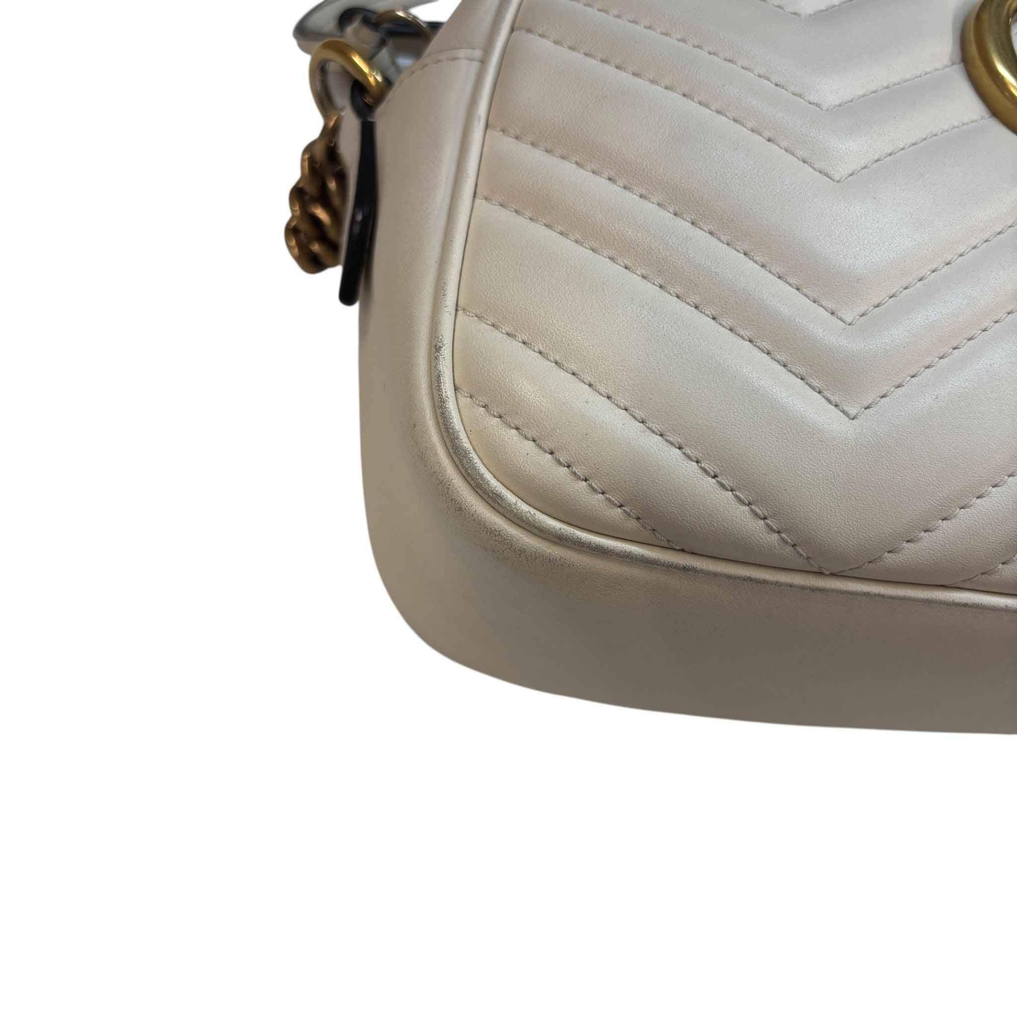 Women's Gg Marmont Camera Bag Cream