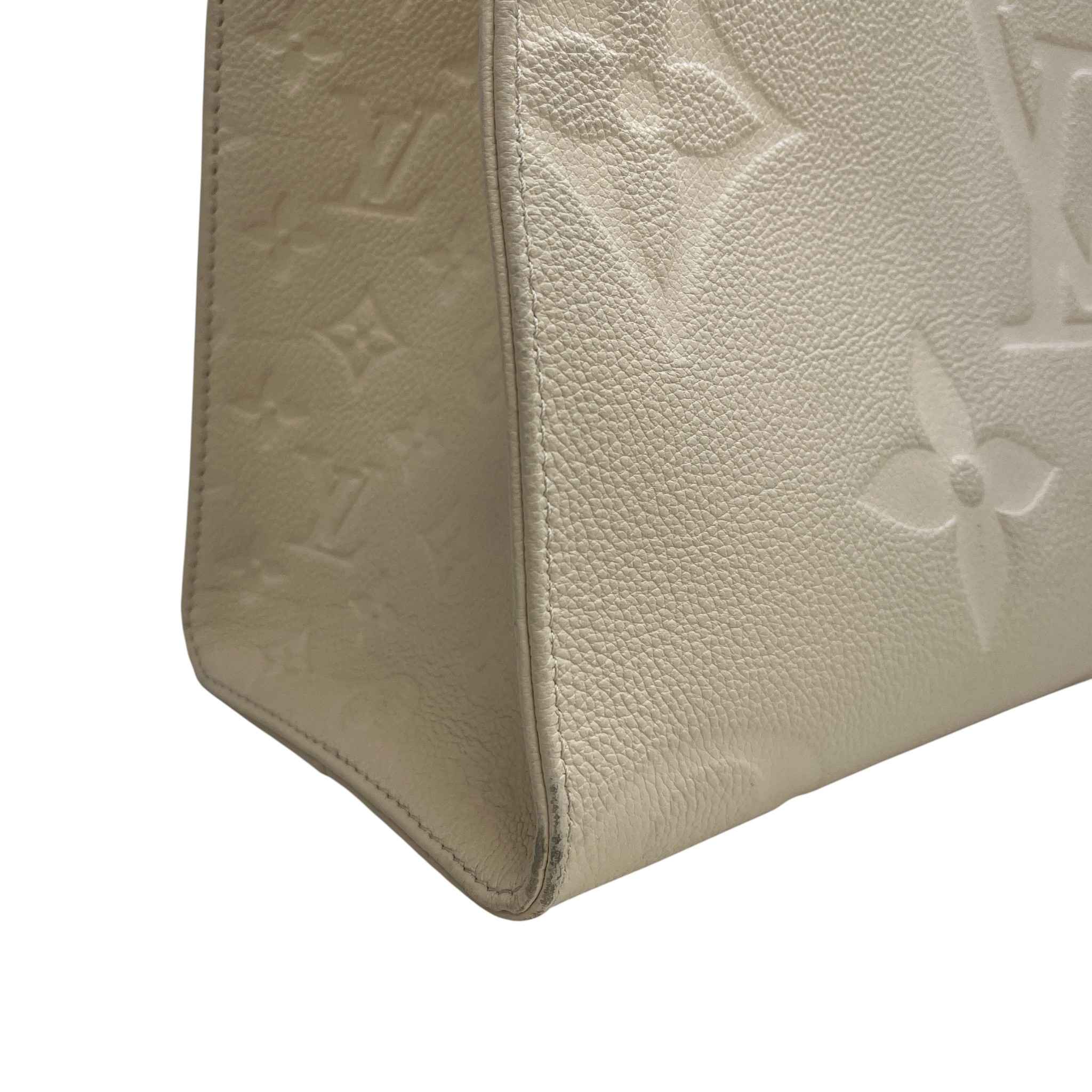 Women's Monogram Onthego Mm Handbag Cream
