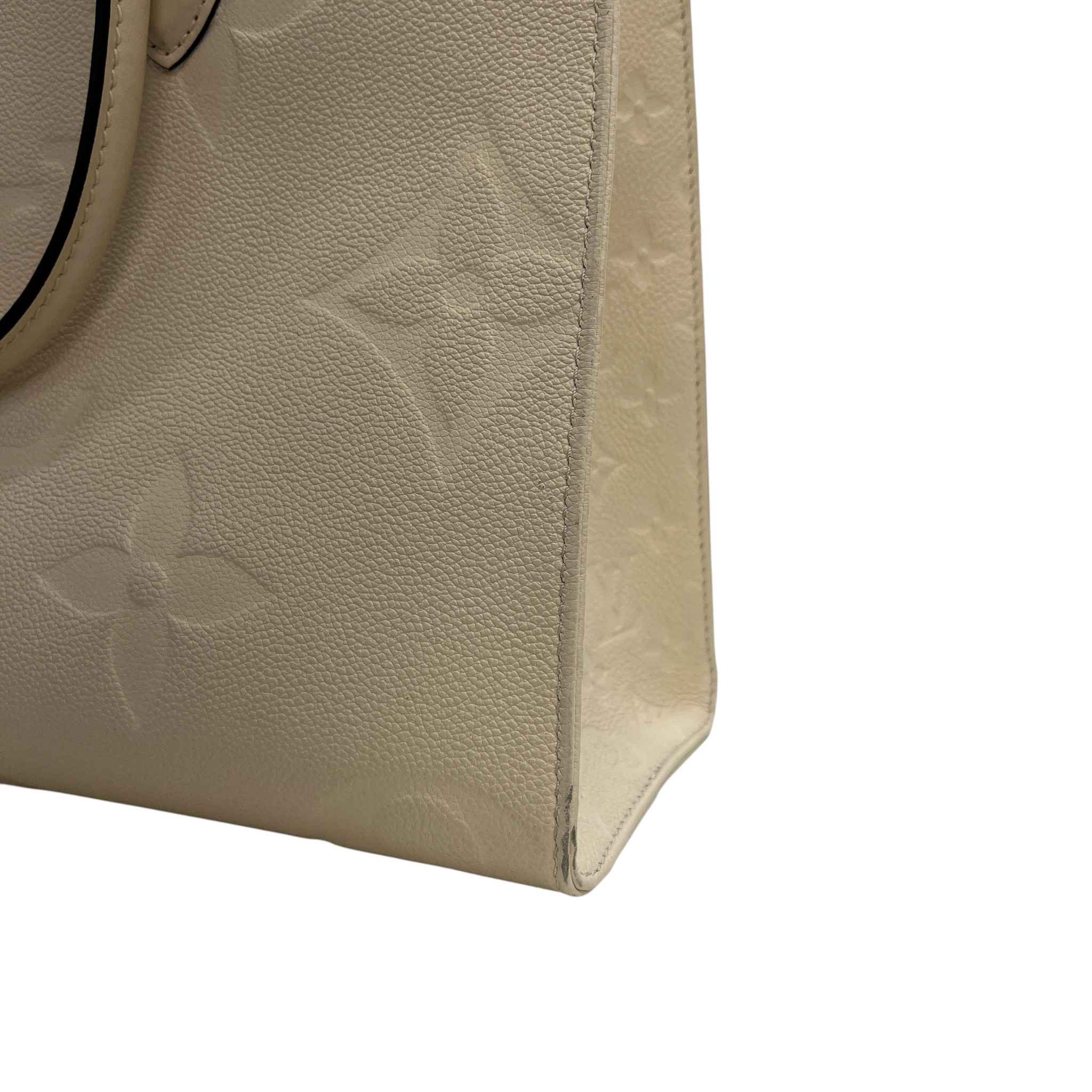 Women's Monogram Onthego Mm Handbag Cream