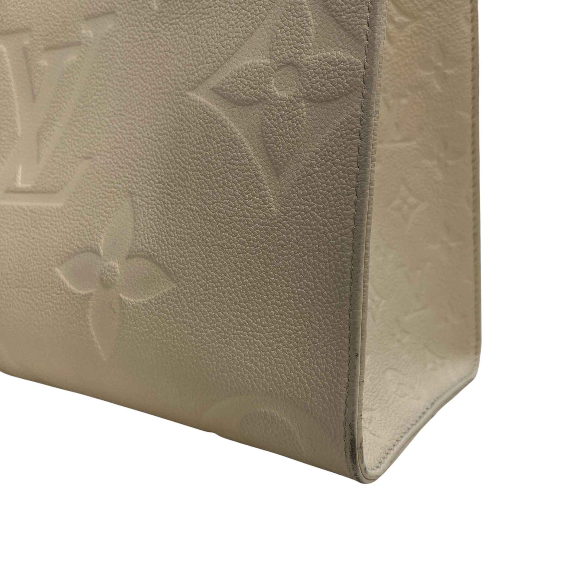 Women's Monogram Onthego Mm Handbag Cream