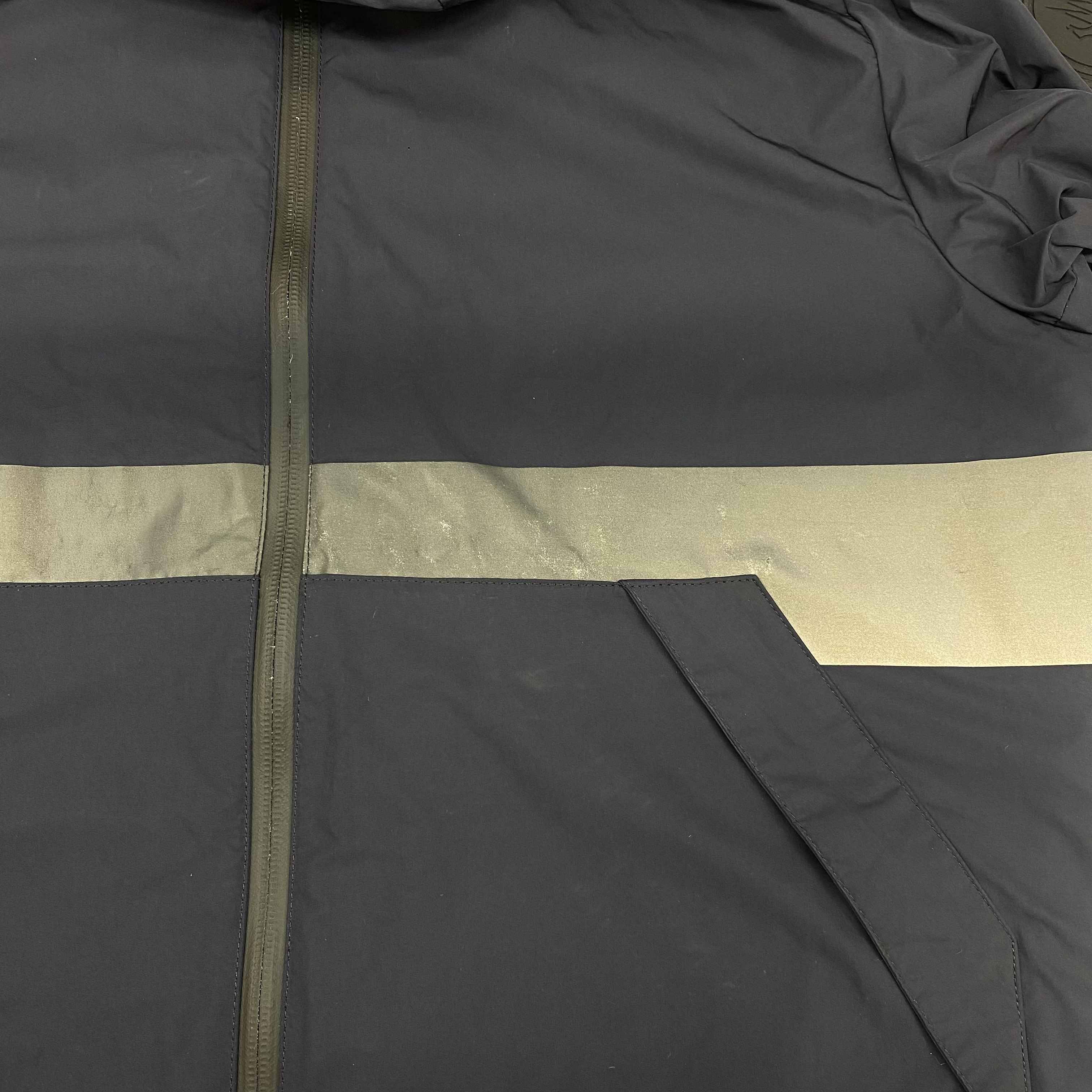 Men's Adour Windbreaker Navy Size 3 / L