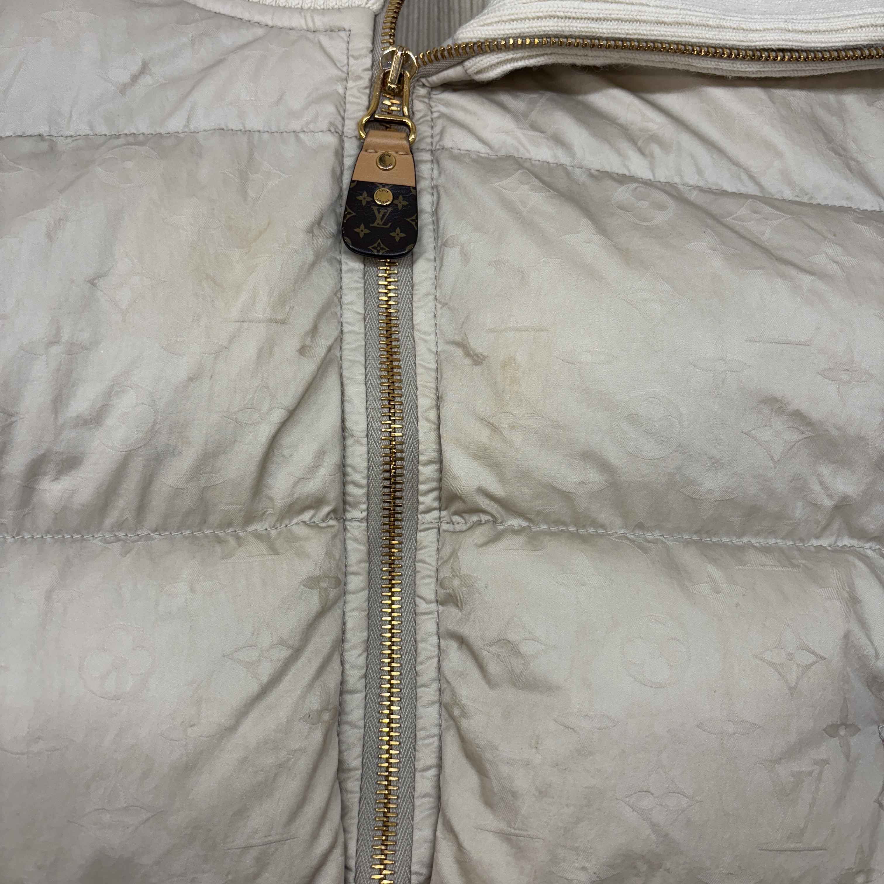 Women's Cropped Monogram Down Jacket Cream Size IT 36 / UK 4