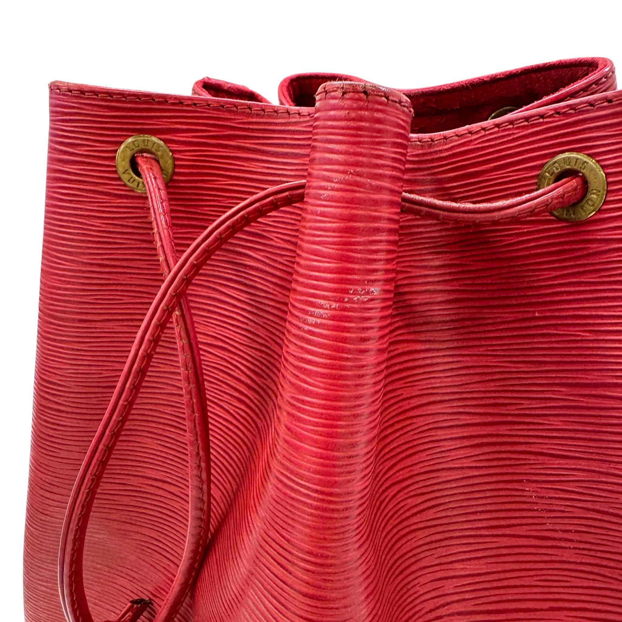 Women's Noe Epi Leather Bag Red