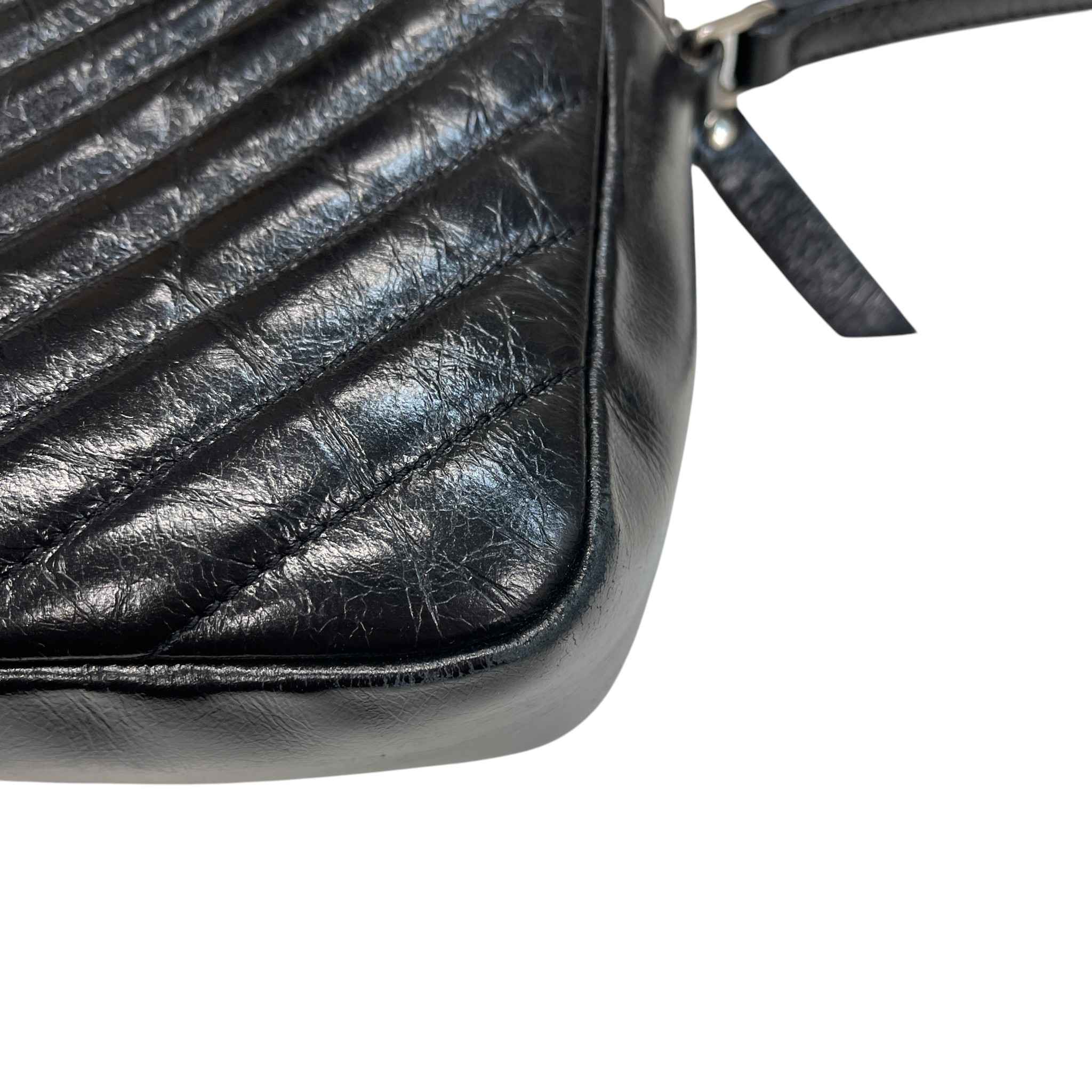 Women's Lou Matelasse Camera Handbag Black