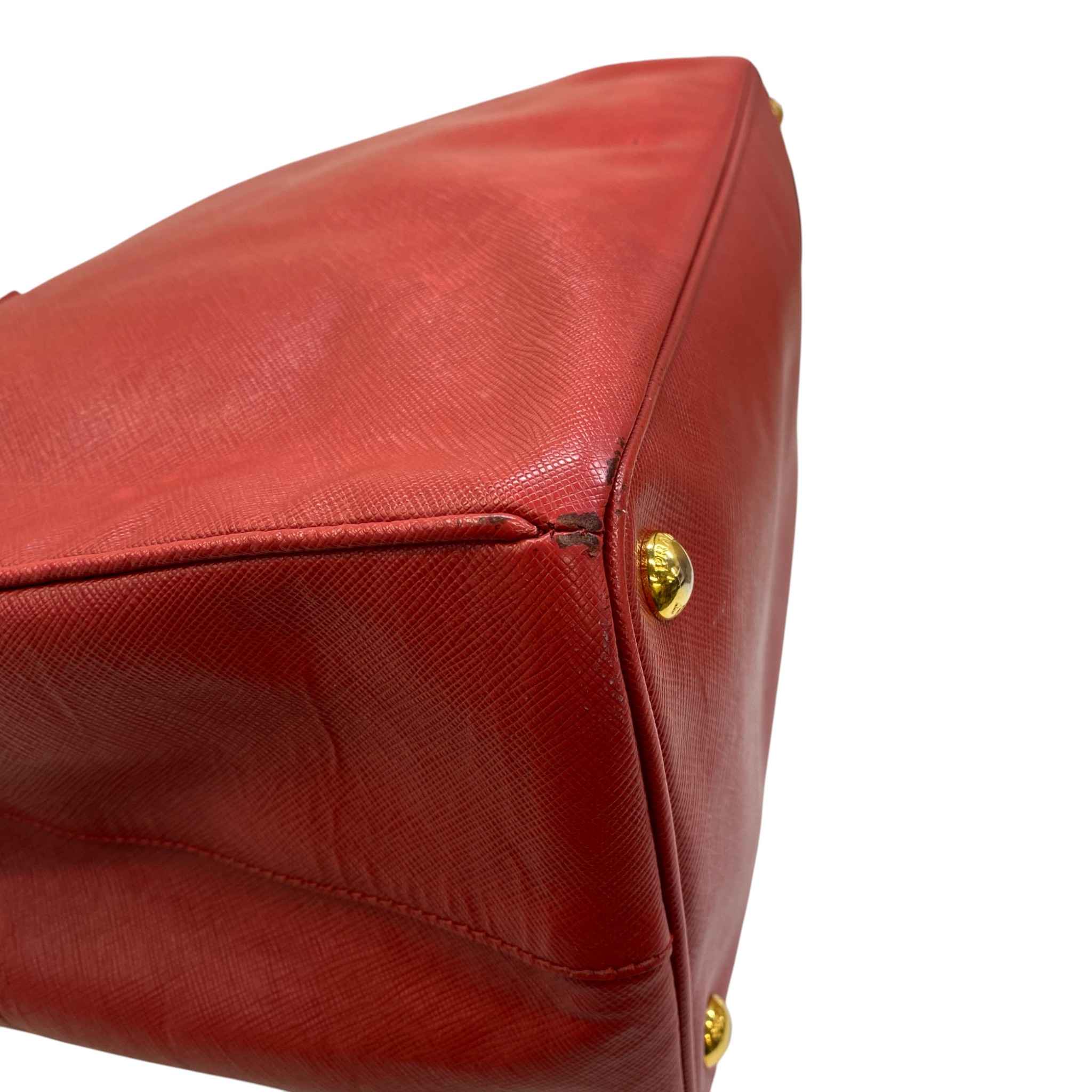 Women's Galleria Bag Red