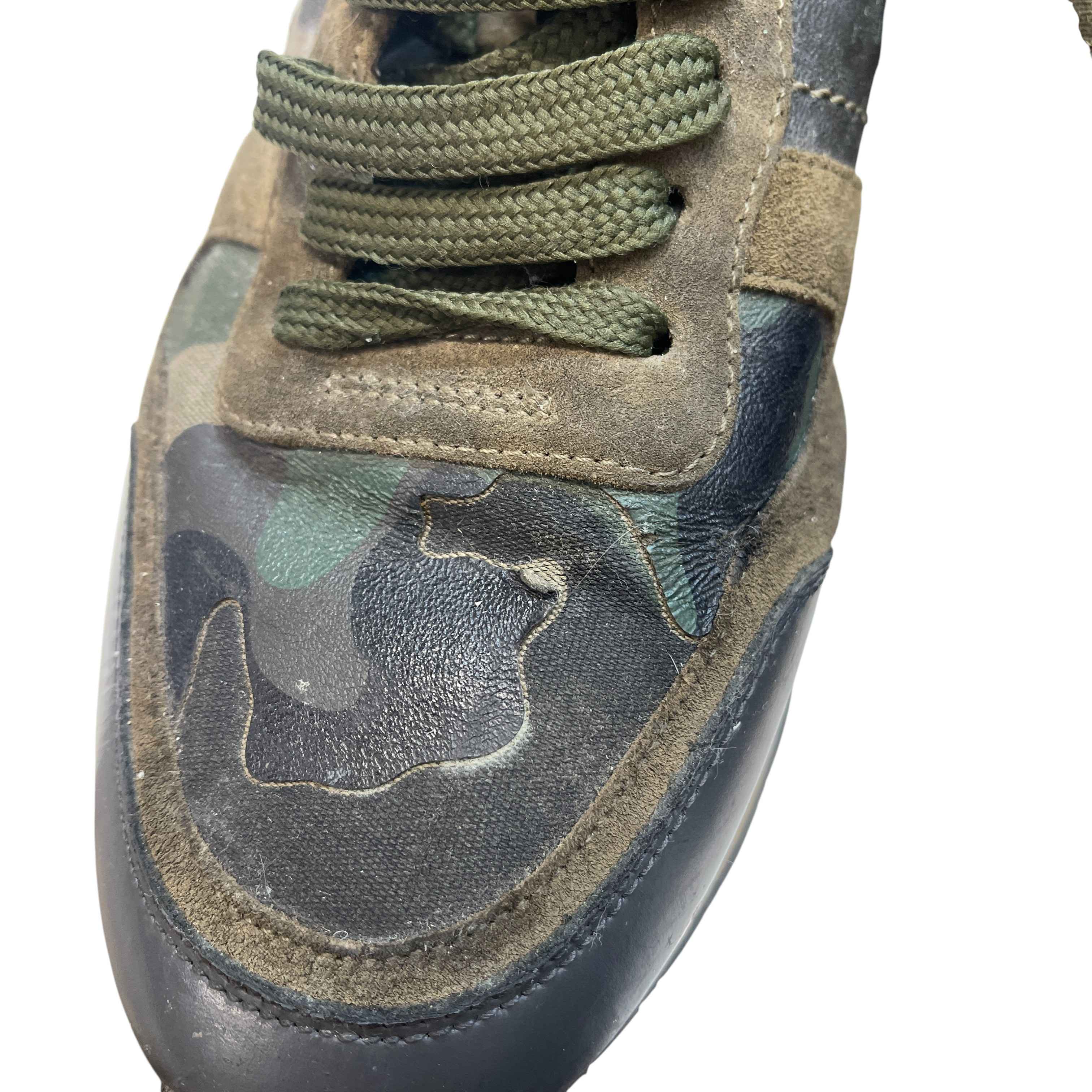 Men's Rockrunner Low Trainers Green Size EU 41 / UK 7