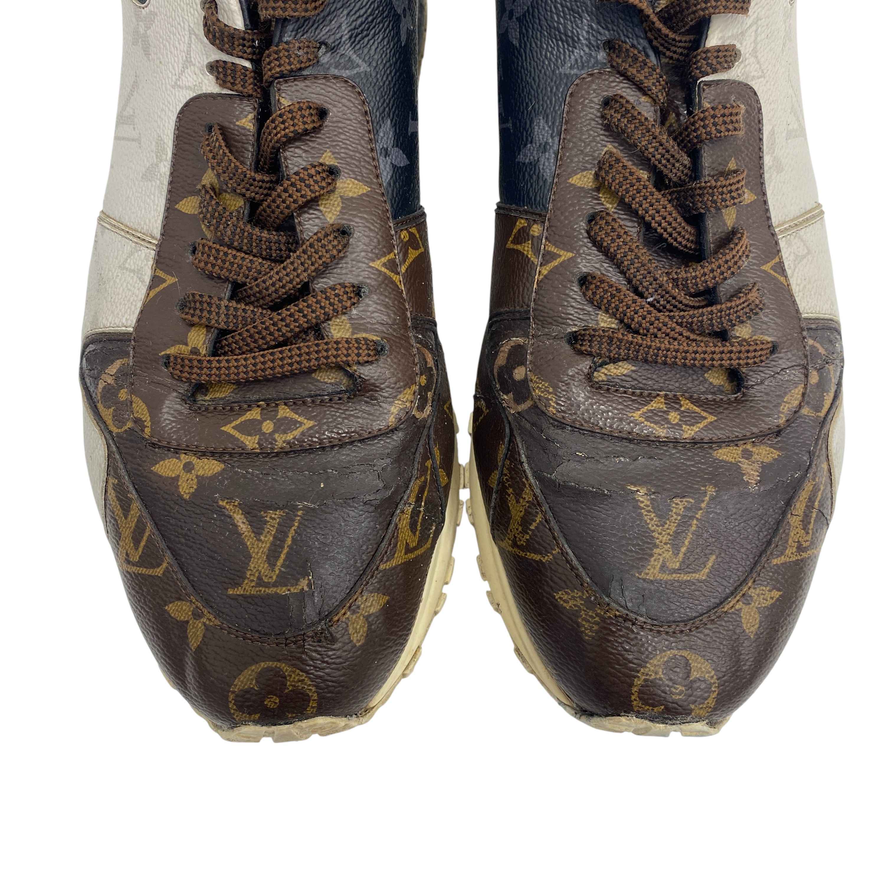 Men's Run Away Low Trainers Multi-Coloured Size EU 43 / UK 9