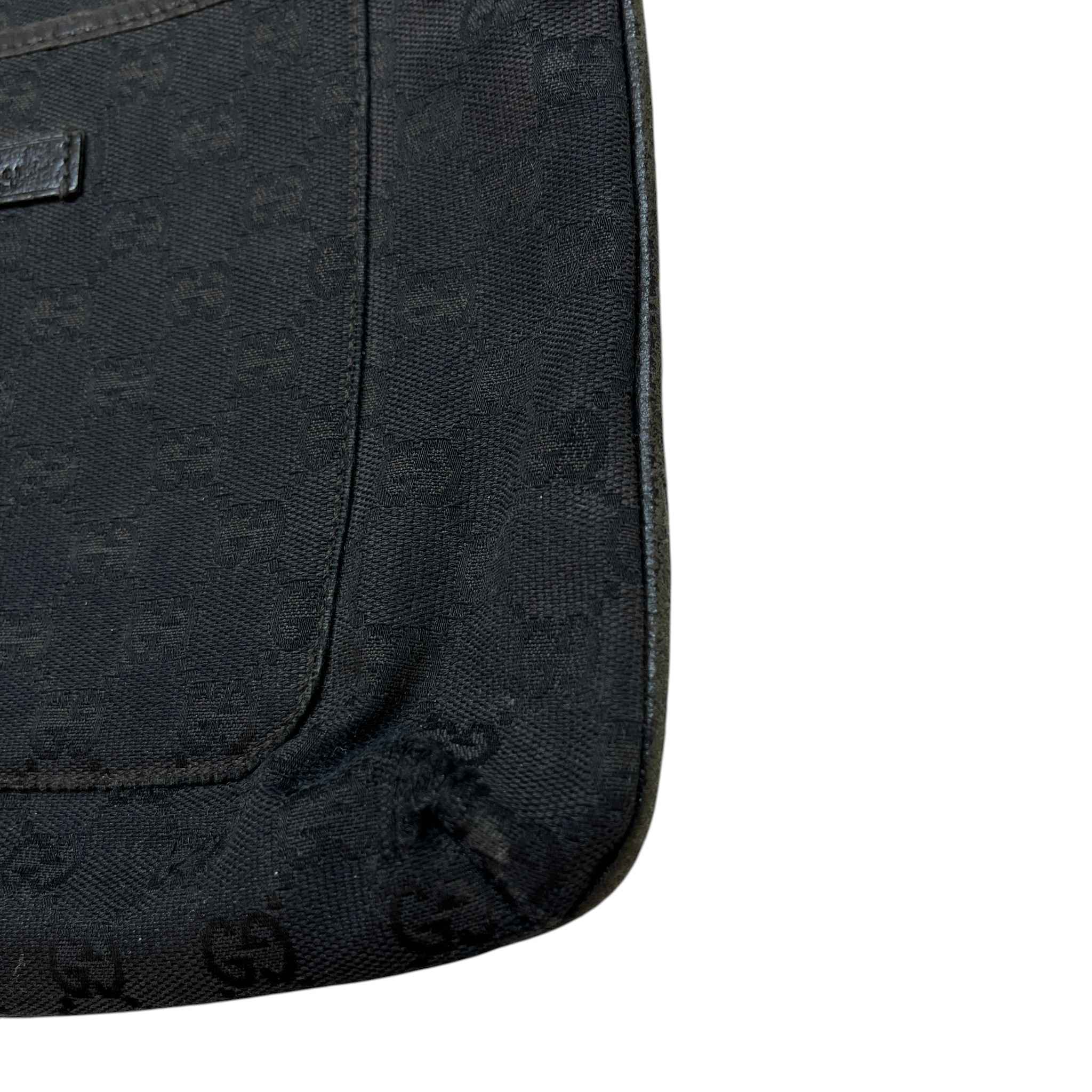 Men's Gg Supreme Crossbody Bag Black