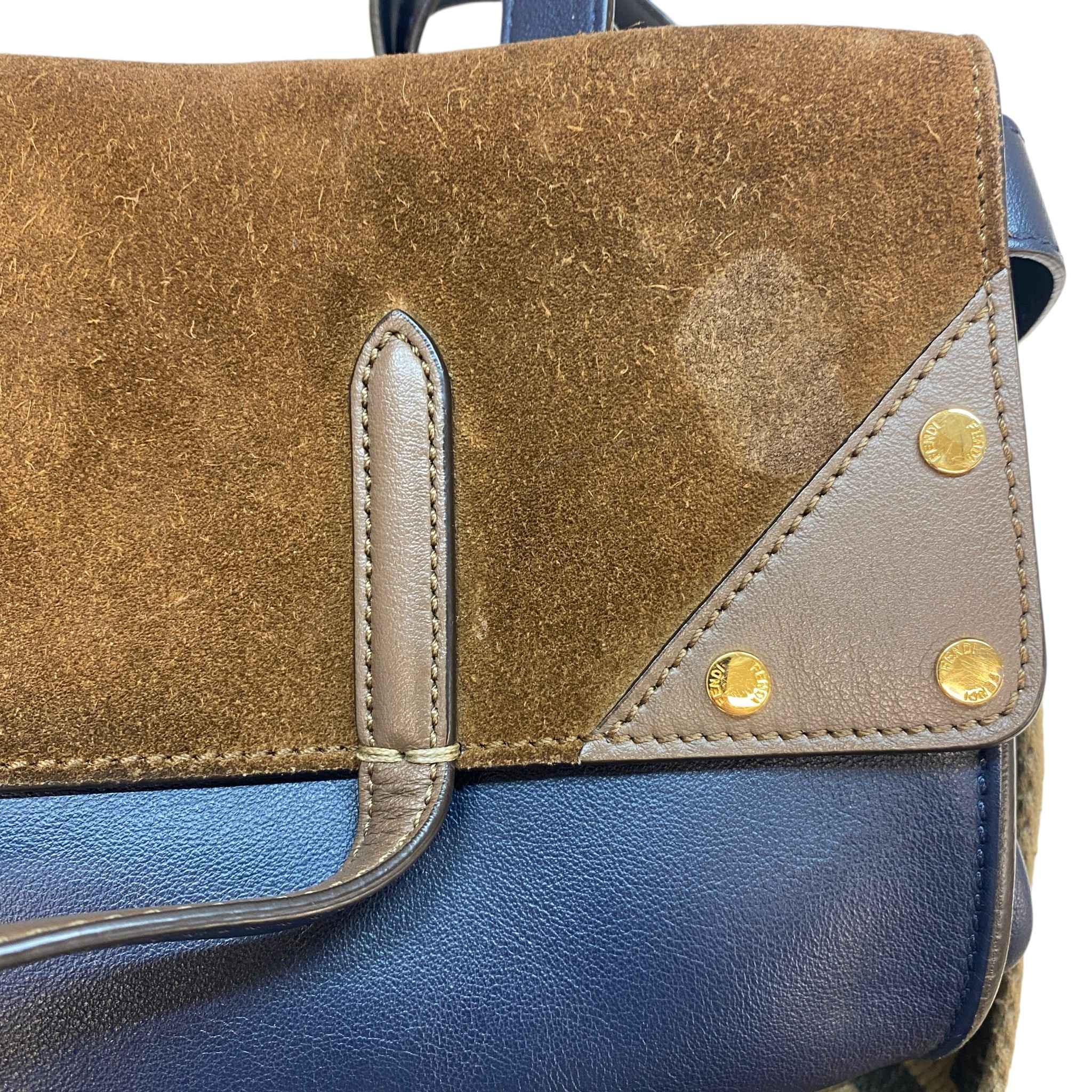 Women's Flip Ff Logo Strap Handbag Brown