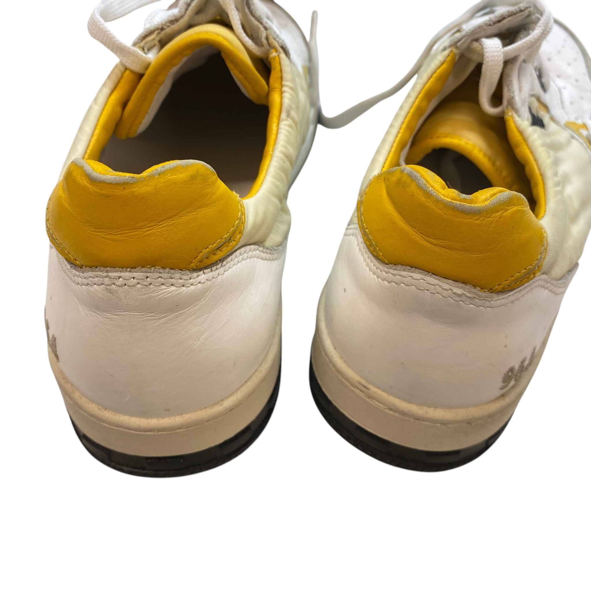 Men's Racing Low Trainers Cream Size EU 42 / UK 8