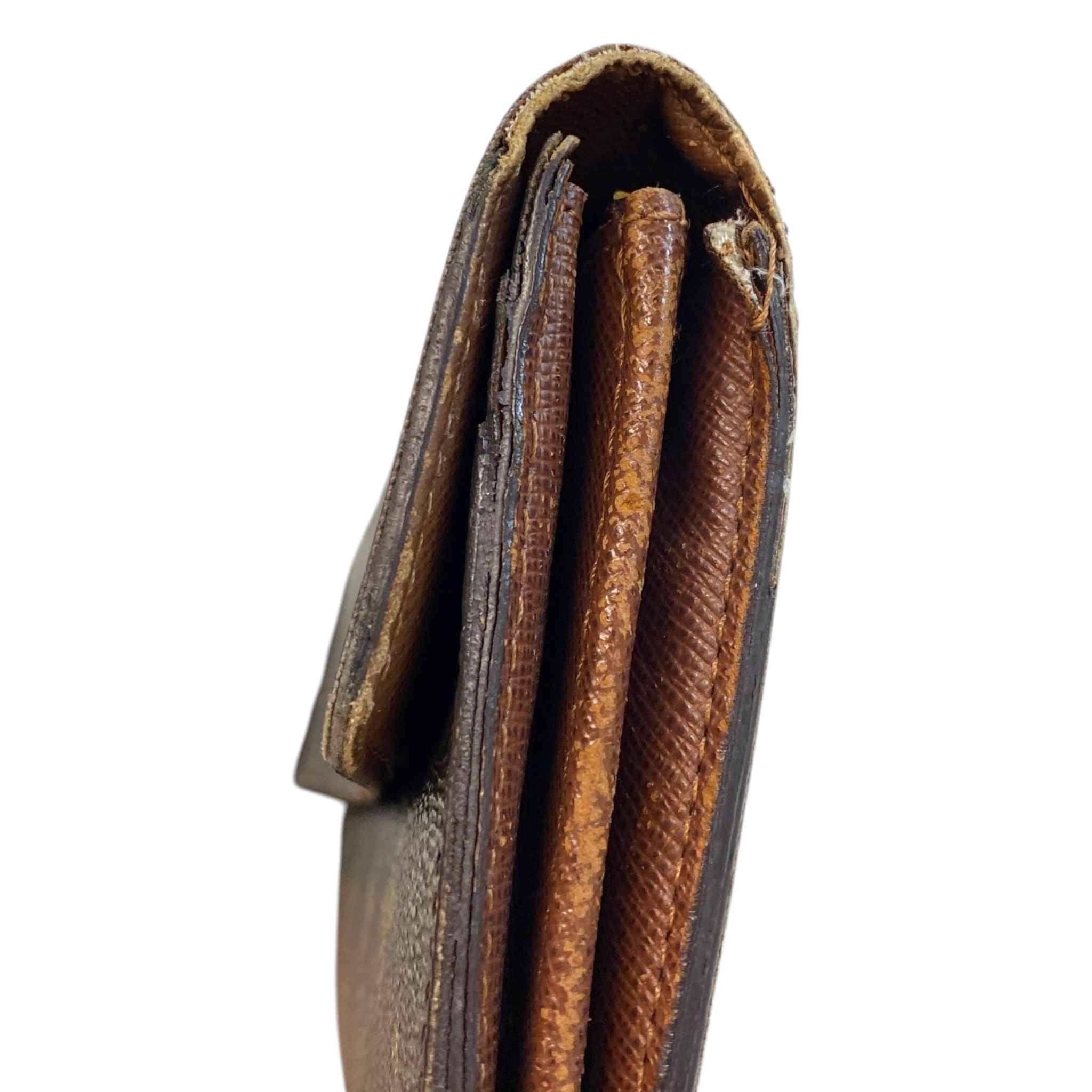 Women's Monogram Sarah Wallet Brown