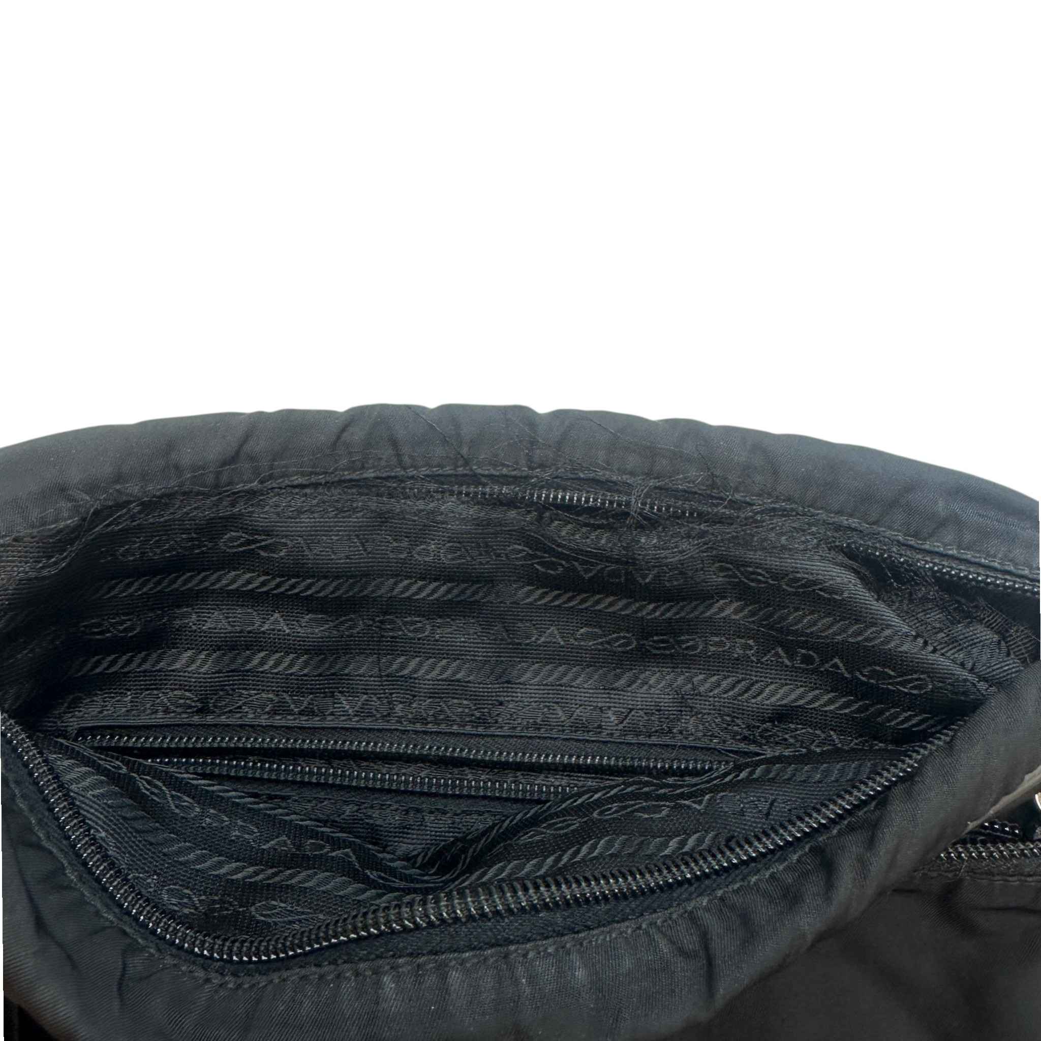 Men's Re-Nylon Plaque Logo Messenger Bag Black