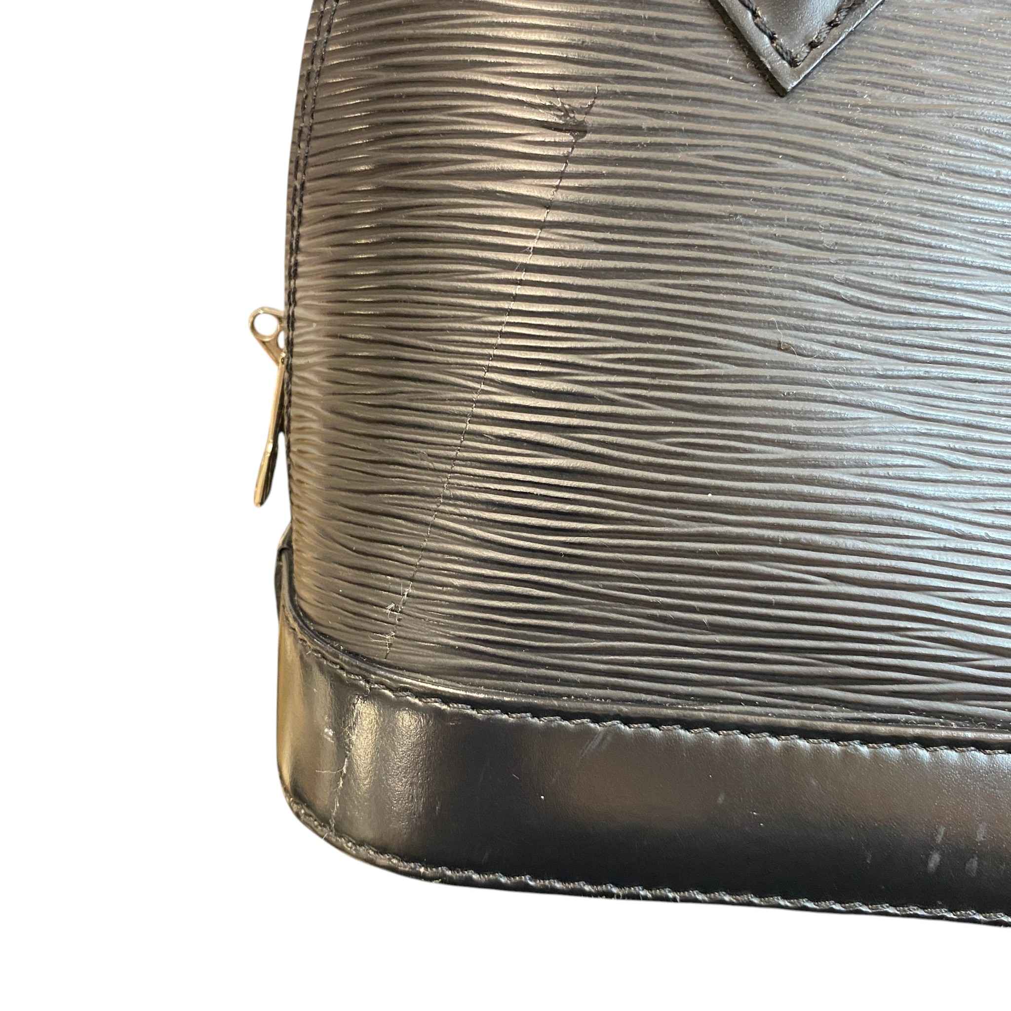 Women's Alma Bb Epi Handbag Black