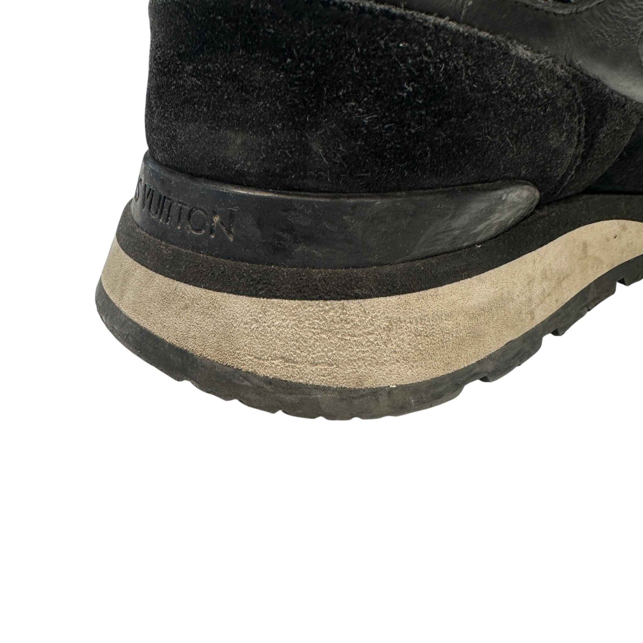 Men's Run Away Low Trainers Black Size EU 41 / UK 7