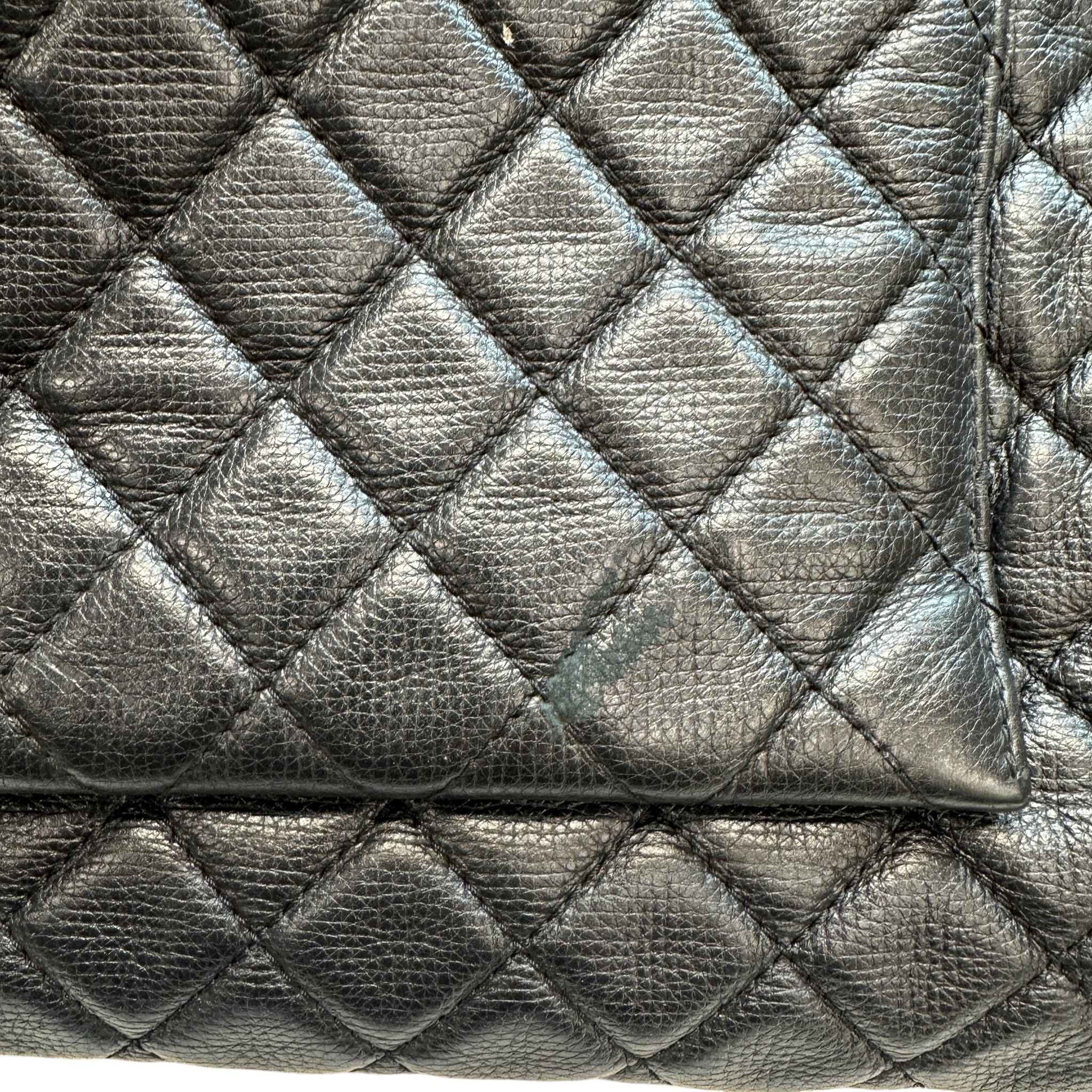 Women's Calfskin Quilted Airline Xxl Travel Flap Bag Black