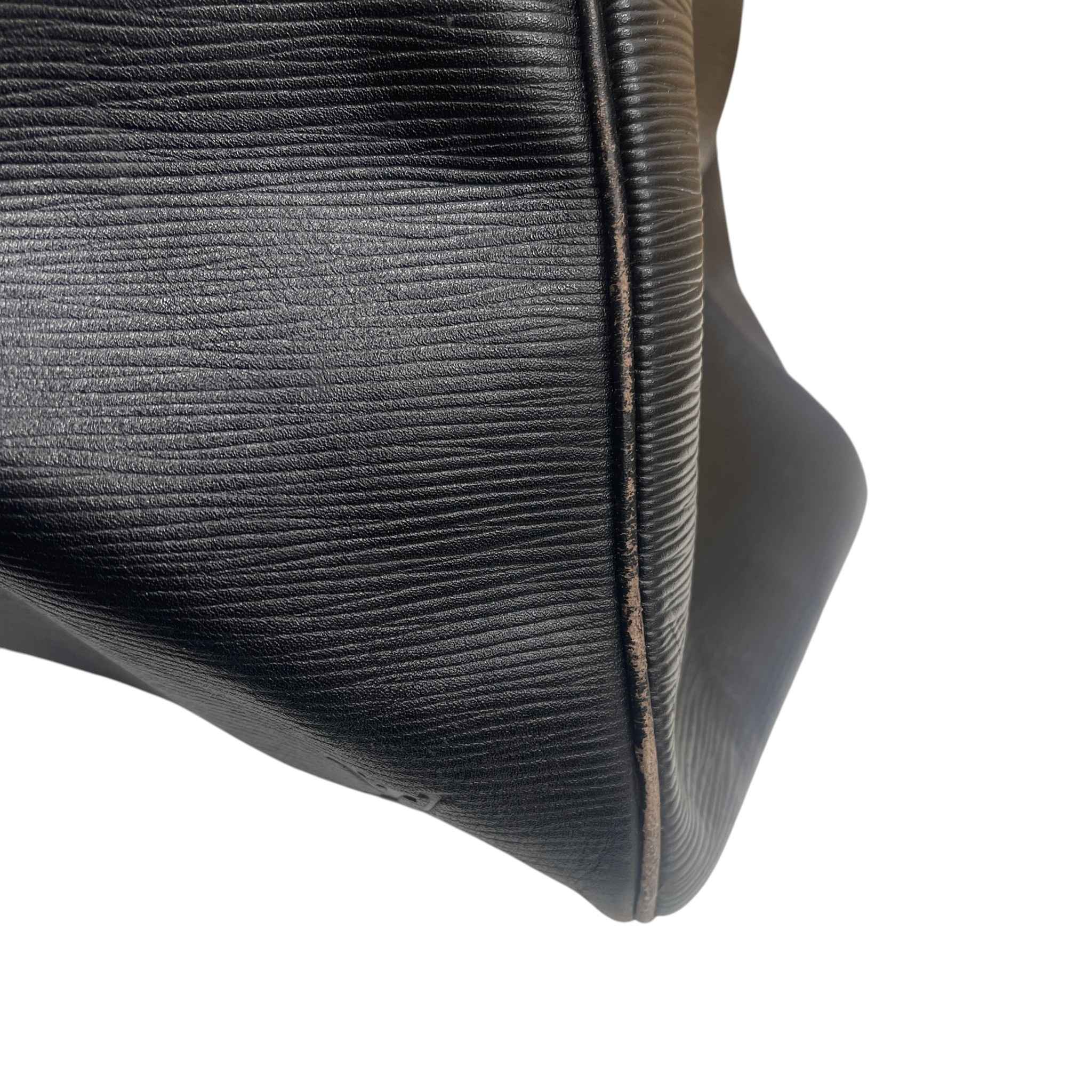 Men's Epi Leather Keepall Bag Black
