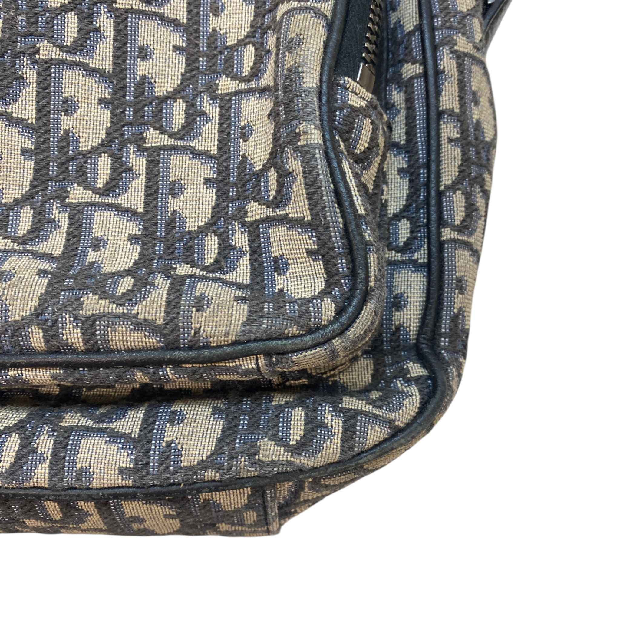 Men's Jacquard Rider Sling Bag Black