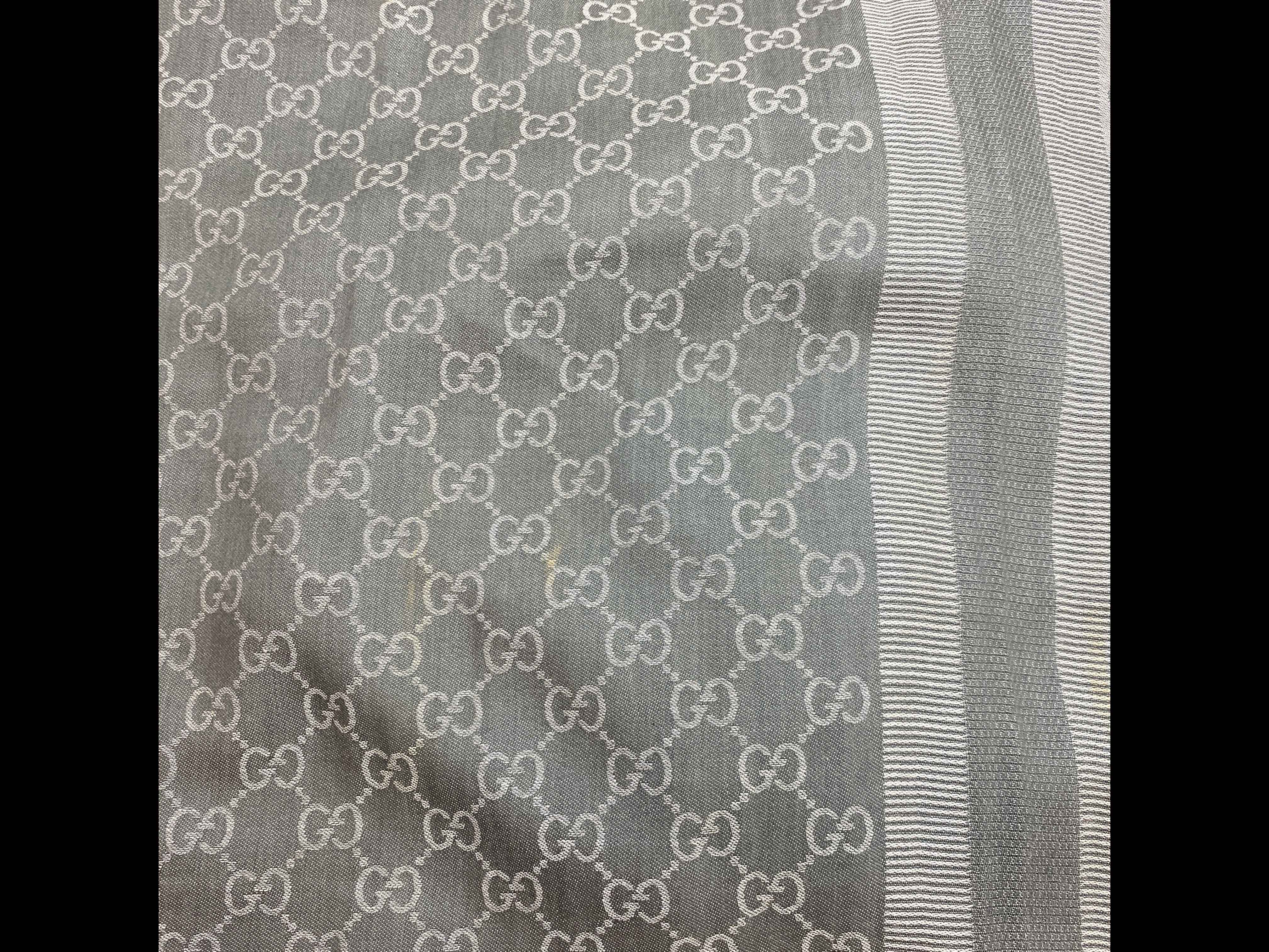 Women's Gg Supreme Shawl Scarf Grey