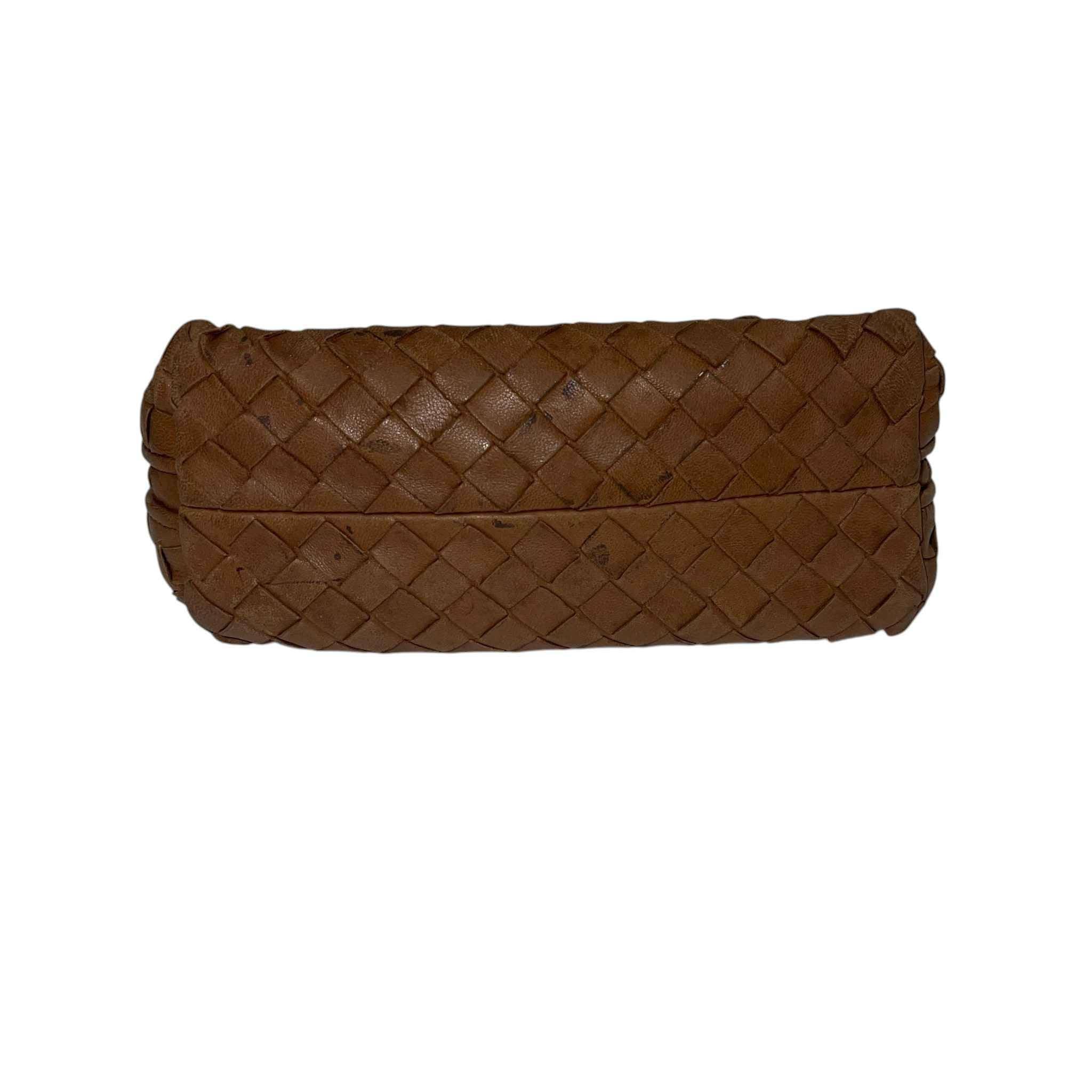Women's Intrecciato Pouch Beige