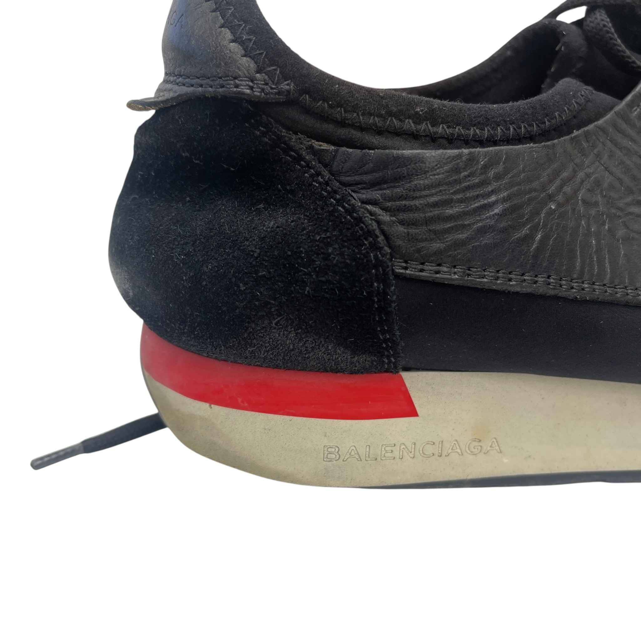 Men's Race Runner Low Trainers Black Size EU 41 / UK 7