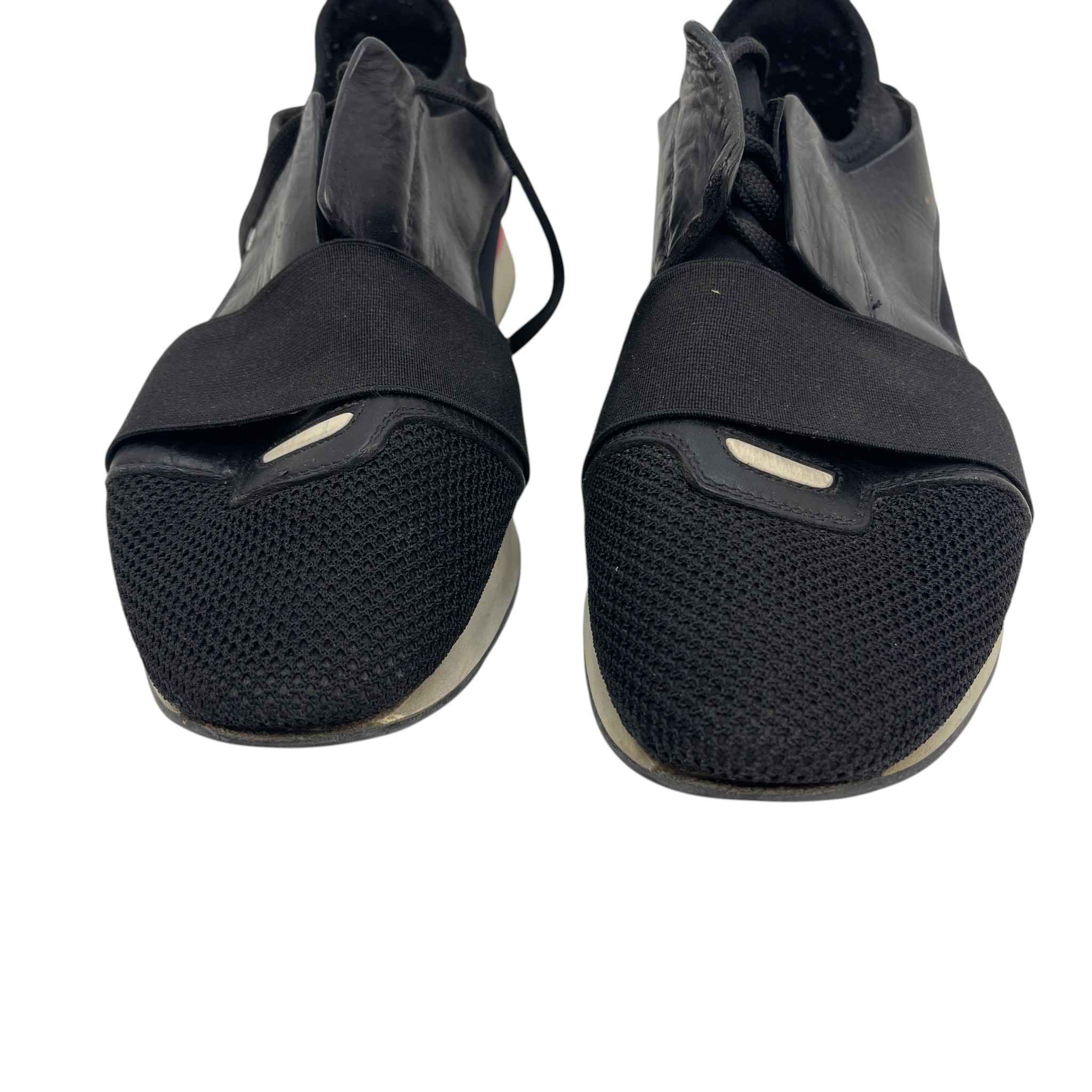 Men's Race Runner Low Trainers Black Size EU 41 / UK 7