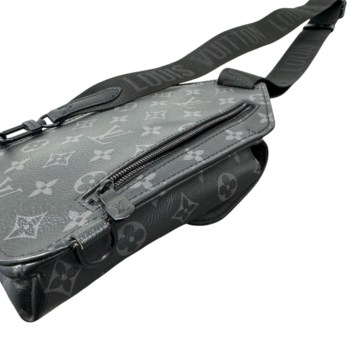 Men's Monogram Eclipse Saumur Slingbag Belt Bag Black - Photo 7