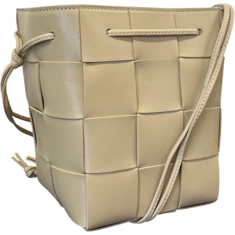 Women's Cassette Bucket Bag Beige