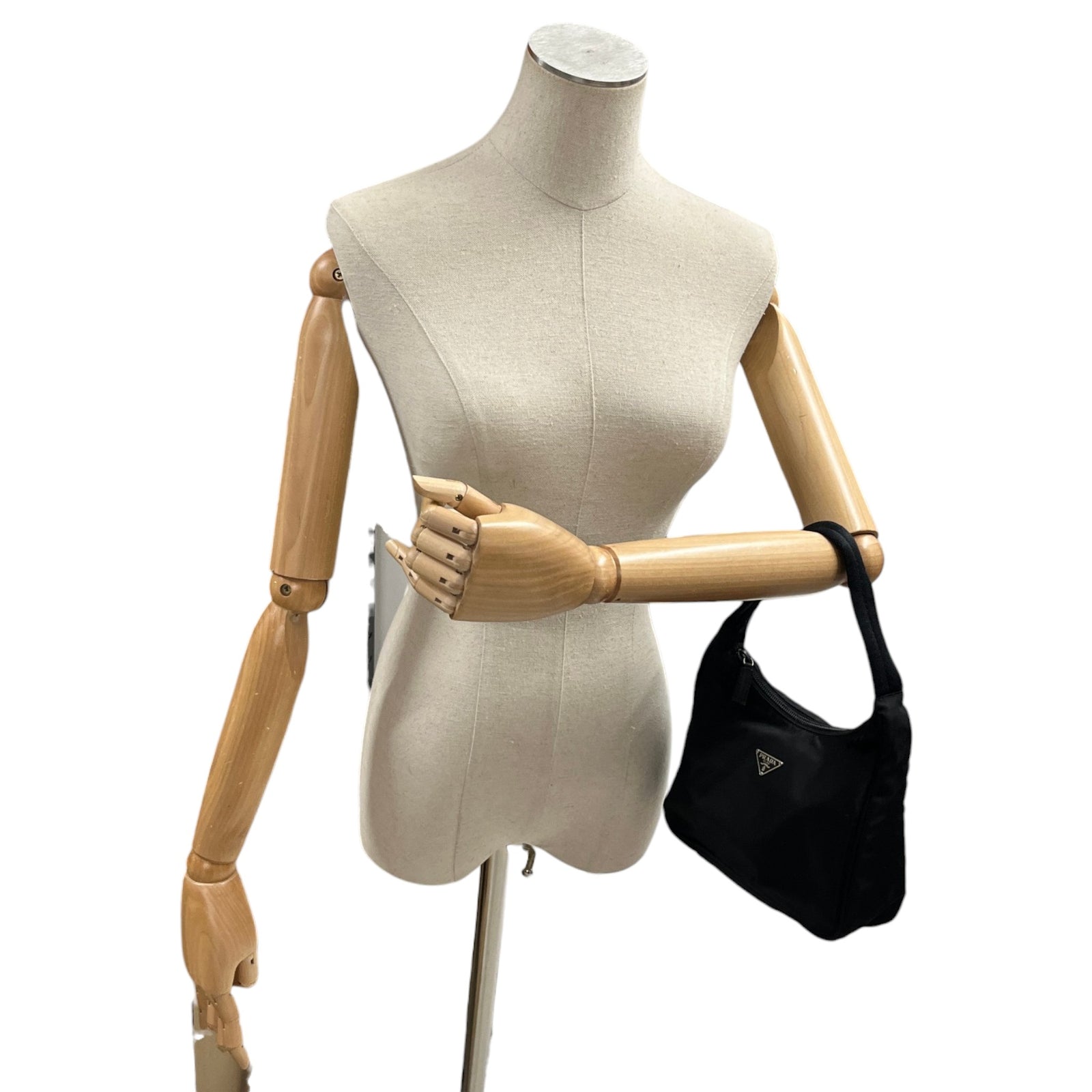 Women's Re Edition Nylon Mini Hobo Handbag Black - Photo 2