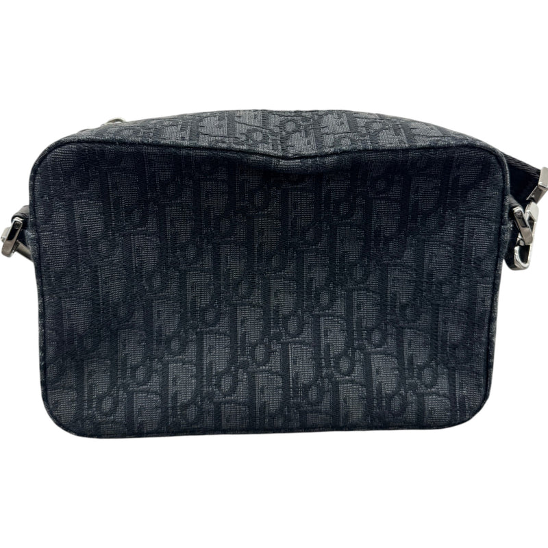 Men's Safari Oblique Messenger Bag Black