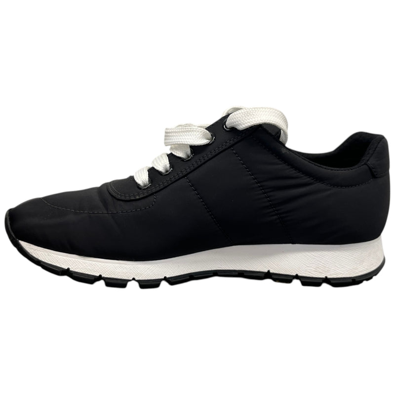 Women's Logo Runner Low Trainers Black Size EU 36.5 / UK 3.5