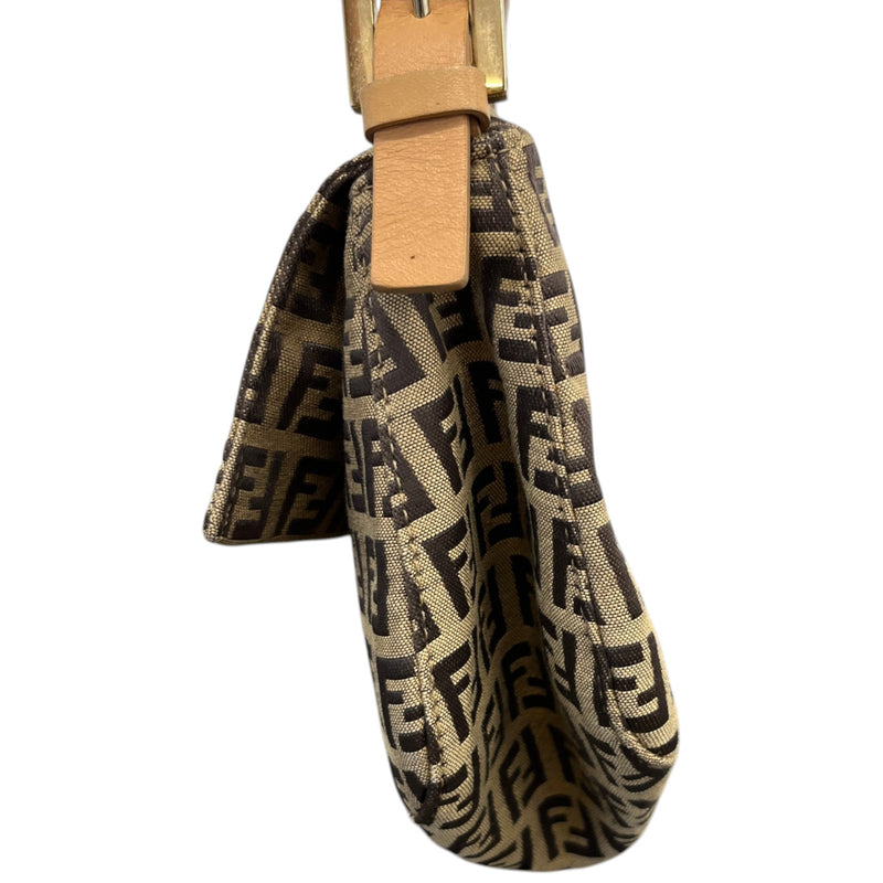 Women's Zucca Baguette Bag Beige