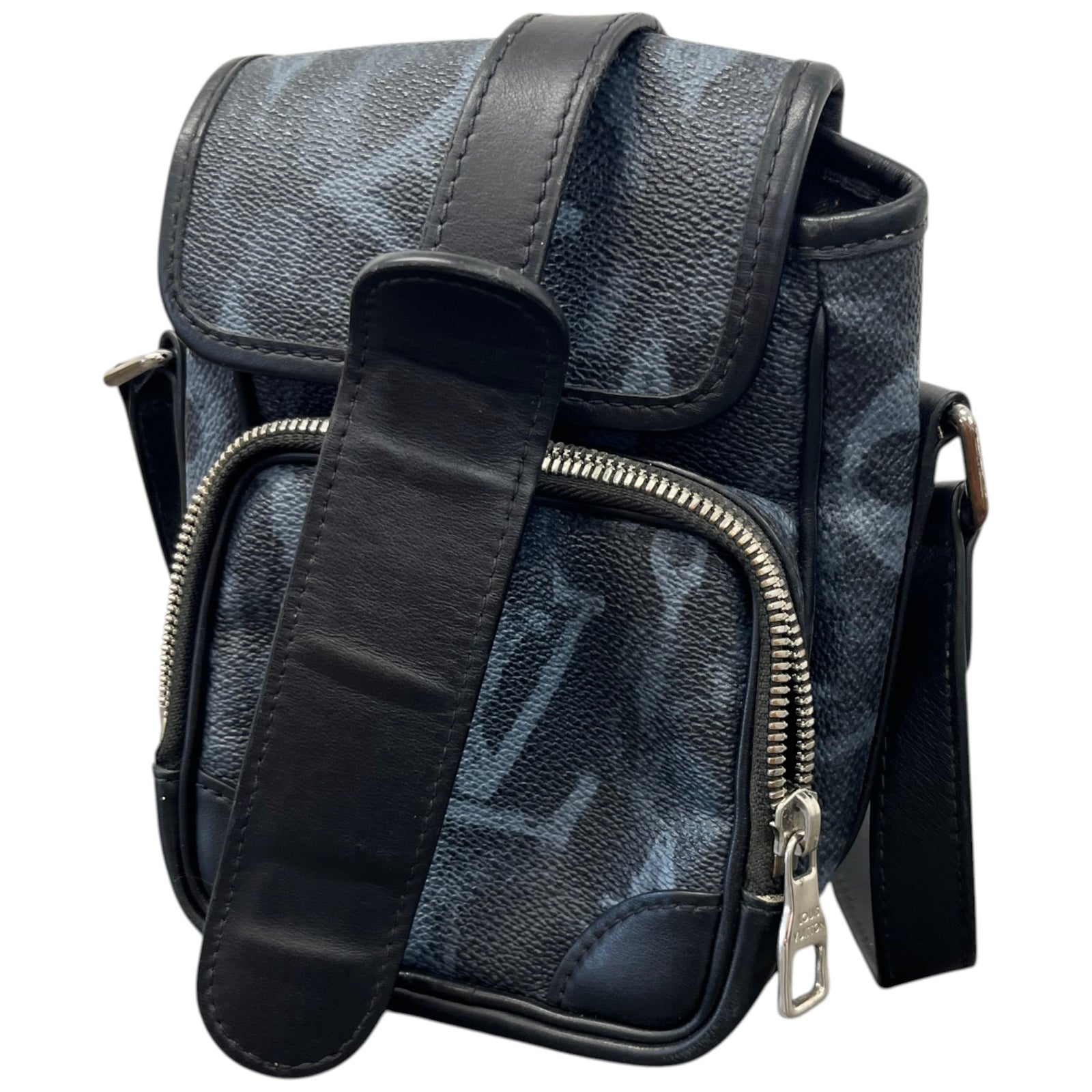 Louis Vuitton Men's Monogram Pastel Nano Amazon Messenger Bag Black - Photo 10