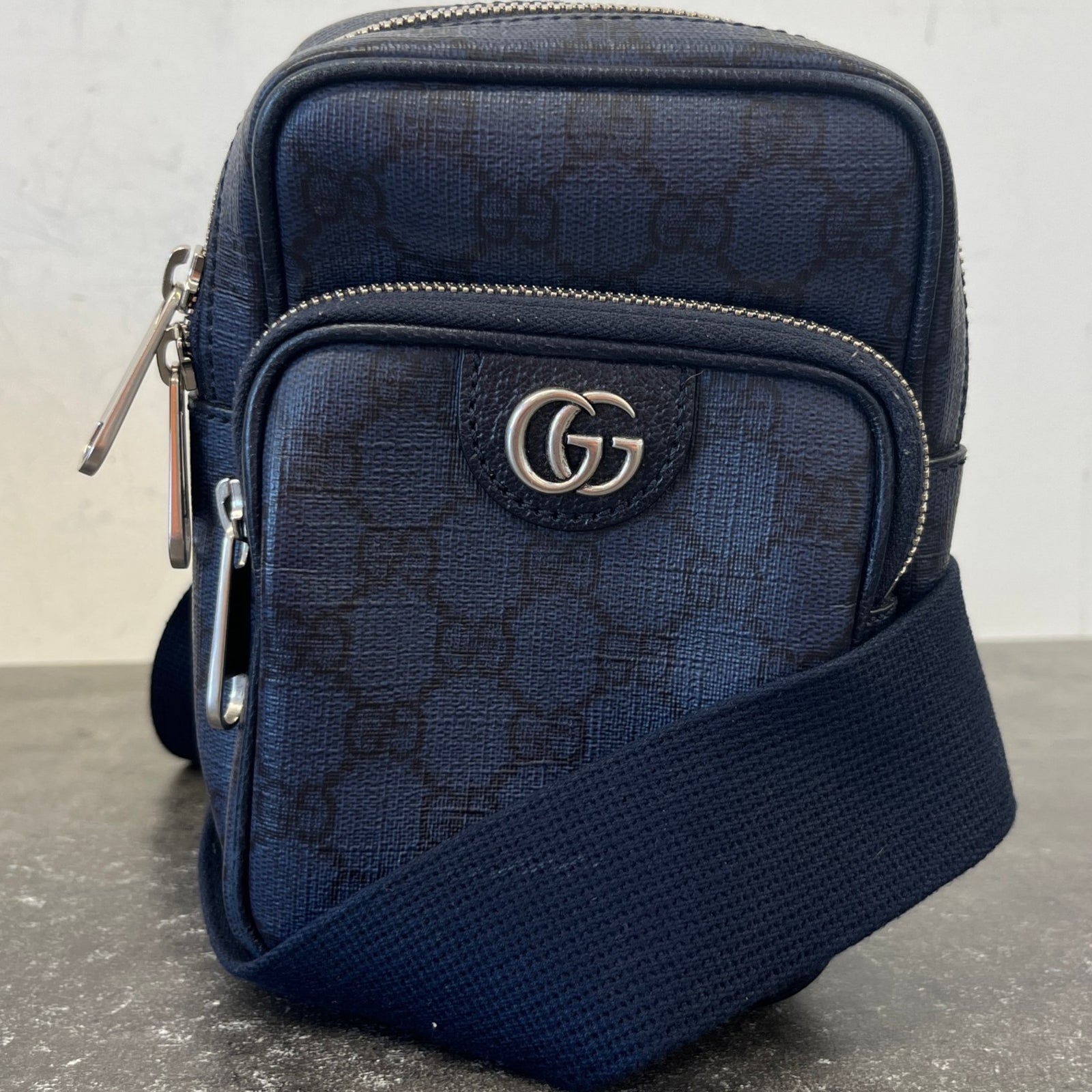 Men's Gg Supreme Mini Ophidia Messenger Bag Blue - Photo 13