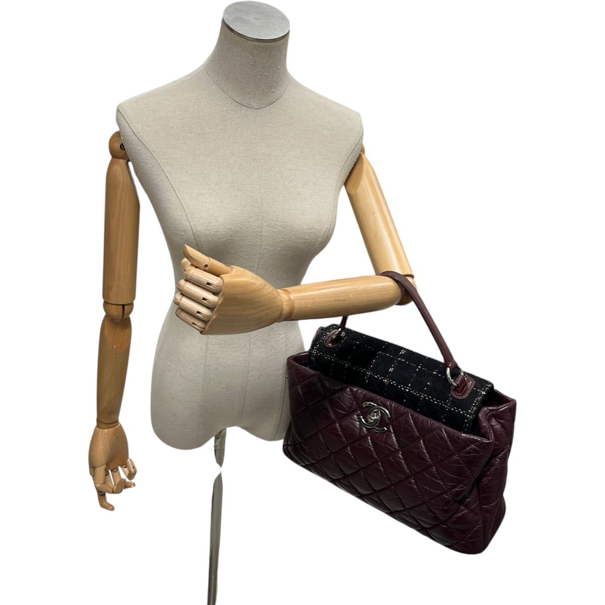 Women's Portobello Top Handle Handbag Burgundy - Photo 2