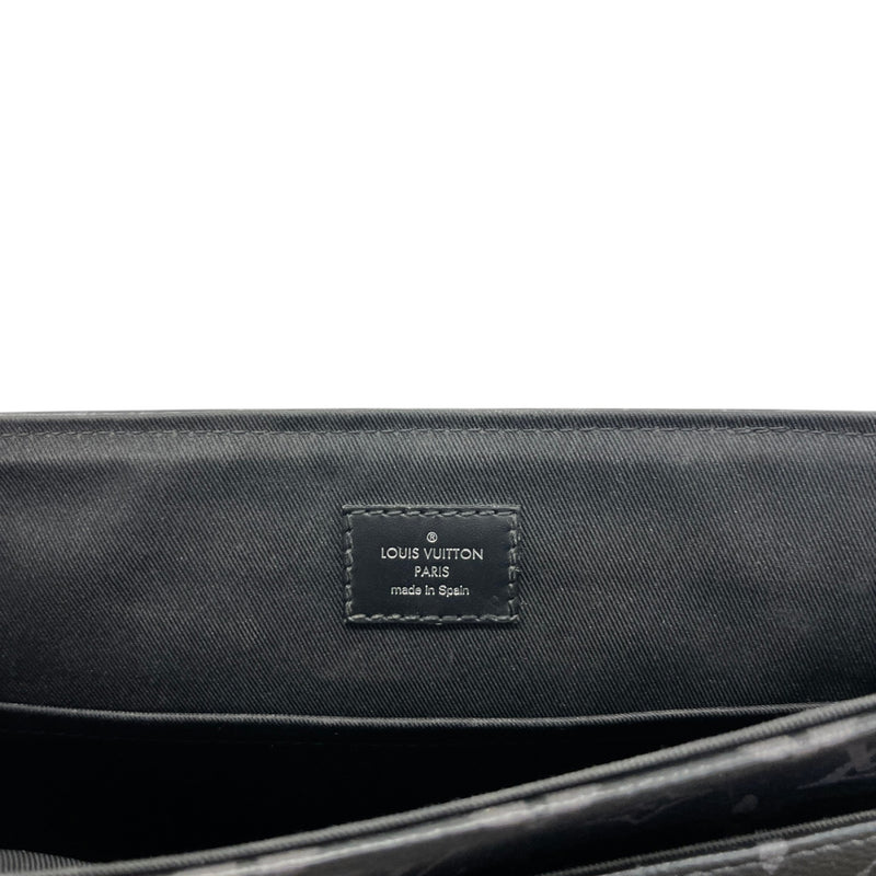 Louis Vuitton Men's Monogram Eclipse District PM Messenger Bag Grey