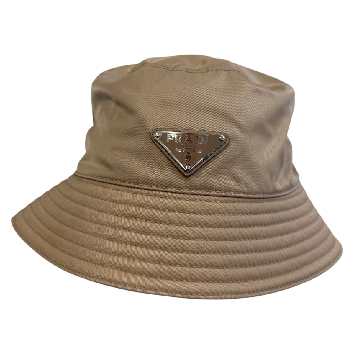 Women's Re-Nylon Plaque Logo Bucket Hat Nude Size S - Photo 1