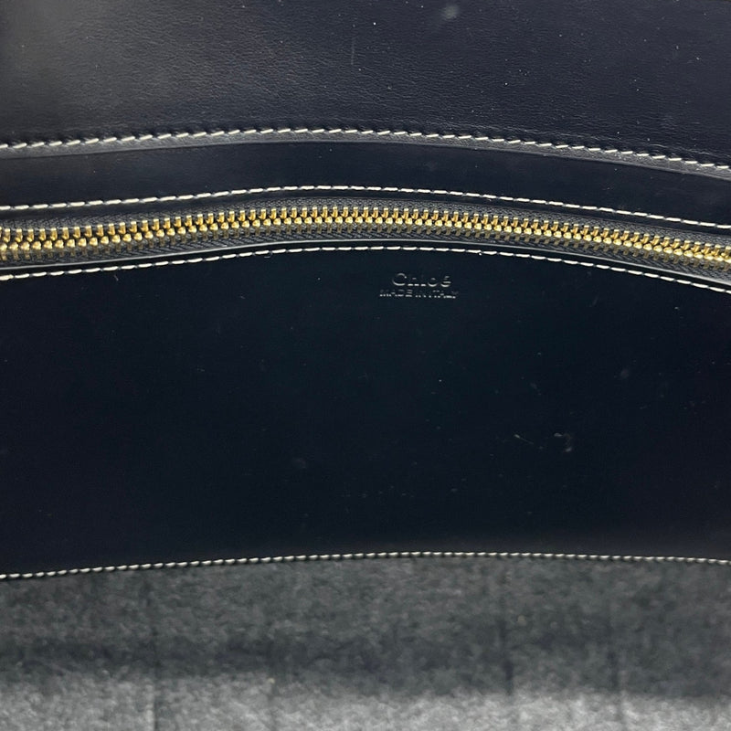 Women's Woody Logo Strap Handbag Grey