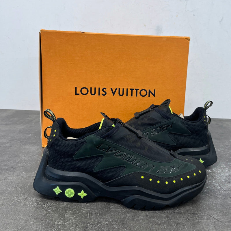 Men's Millennium 2054 Low Trainers Black Size UK 7 / EU 41