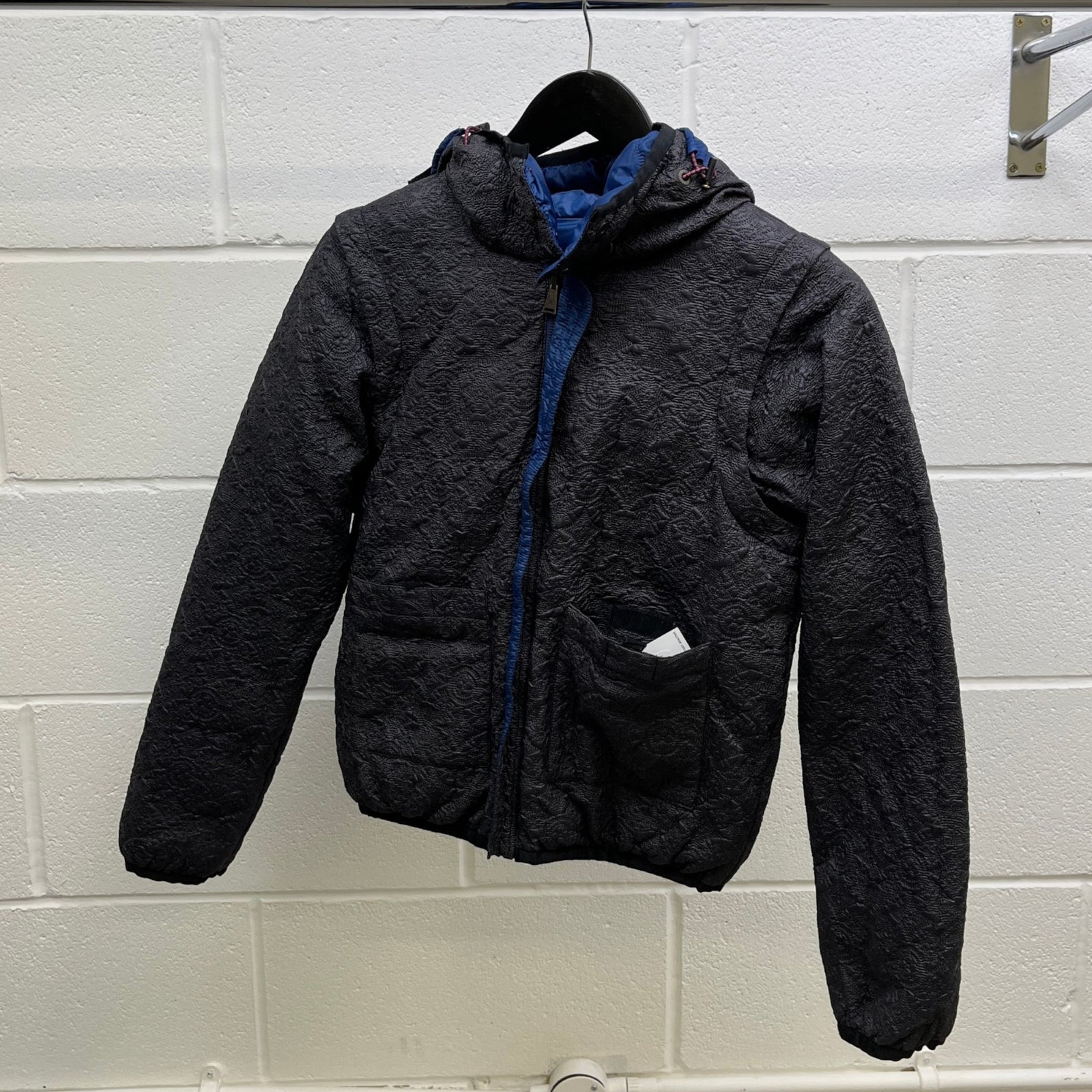 Women's Monogram Reversible Detachable Sleeves Down Jacket Black Size IT 38 / UK 6 - Photo 11