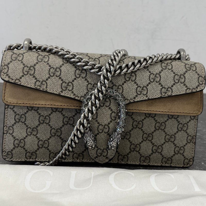 Gucci Women's GG Supreme Dionysus Small Shoulder Bag Beige