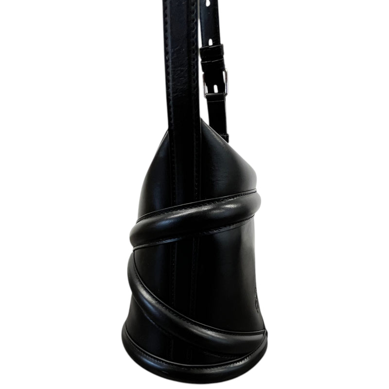 Women's The Curve Handbag Black