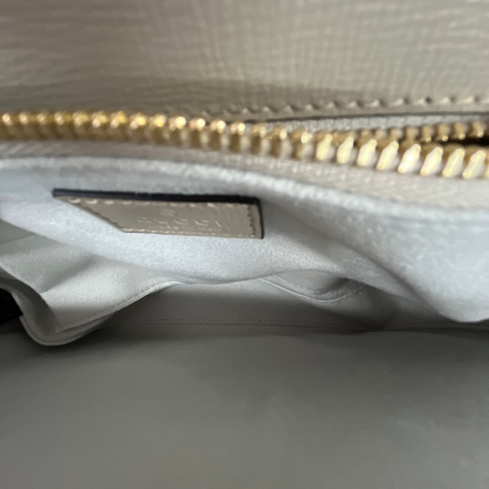 Gucci Women's Horsebit 1955 Crossbody Bag Beige - Photo 12