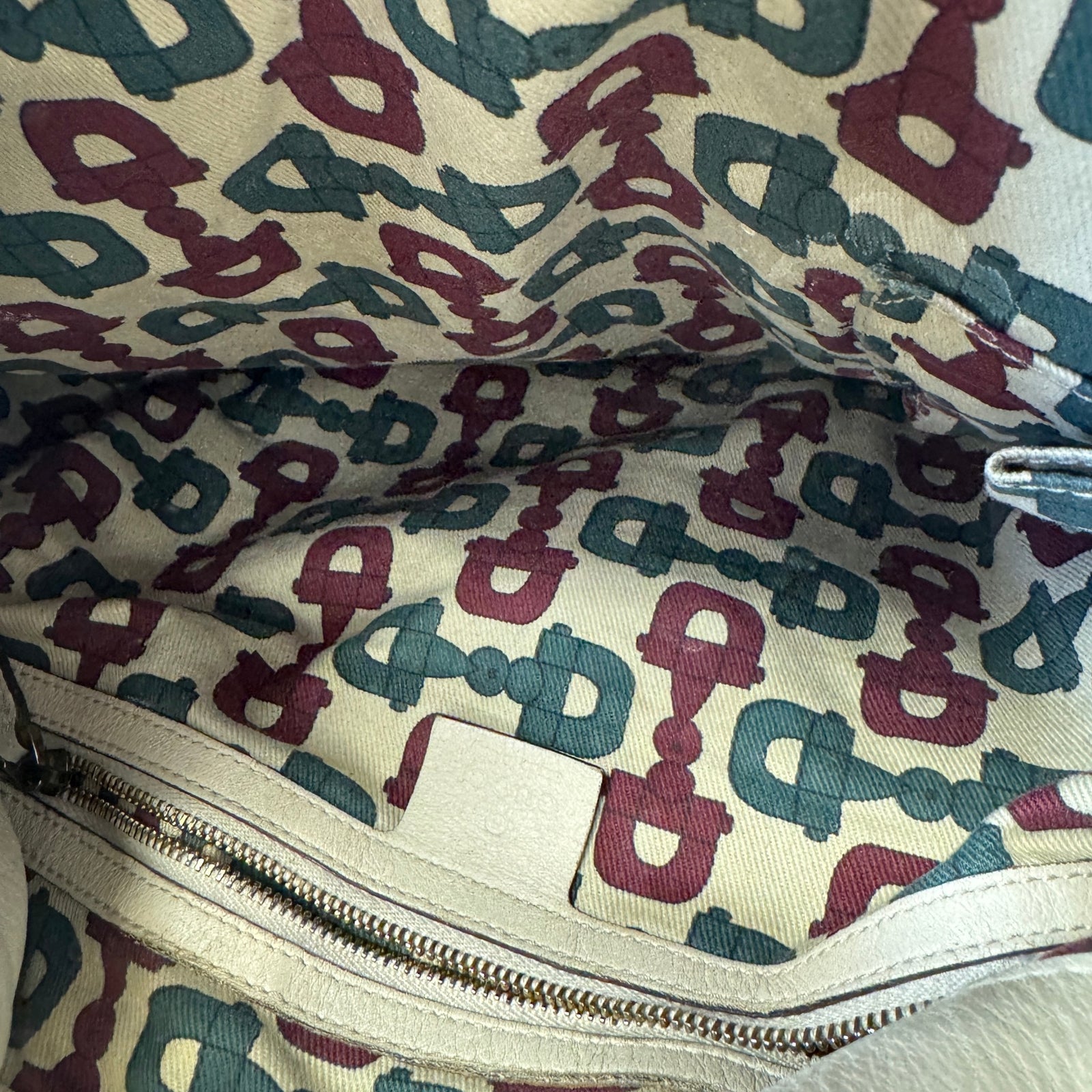 Women's Indy Hobo Bag Cream - Photo 11
