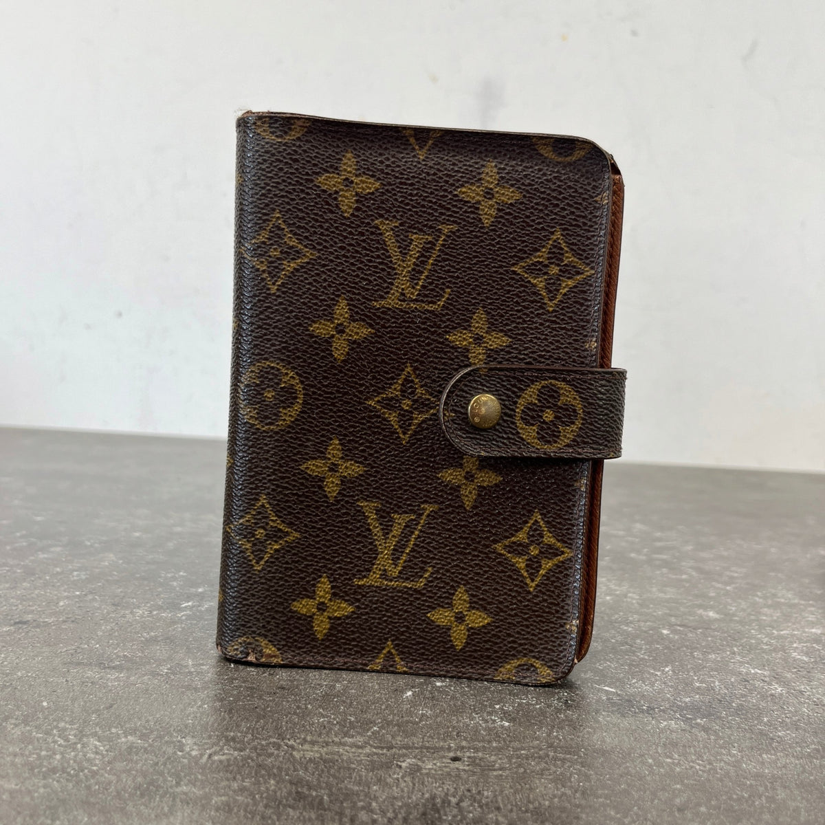 Women's Monogram Organizer Purse Brown - Photo 8